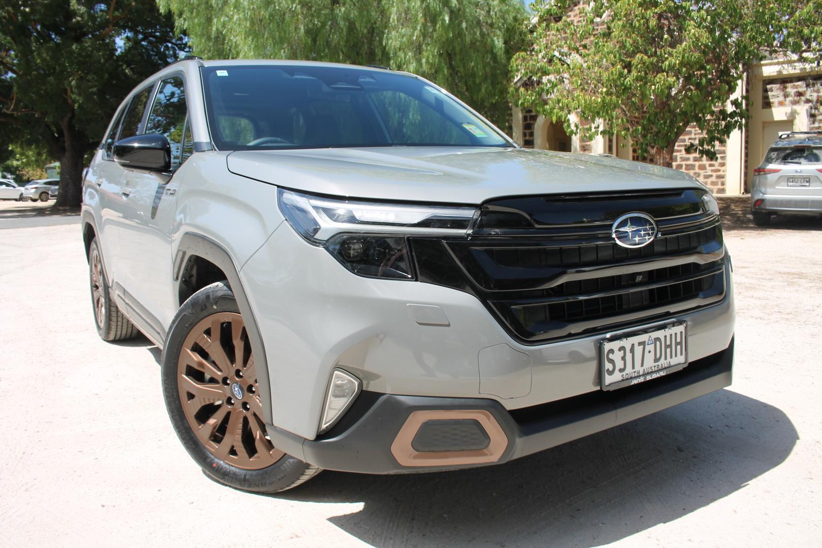 2025 Subaru Forester Hybrid Sport — photo 1