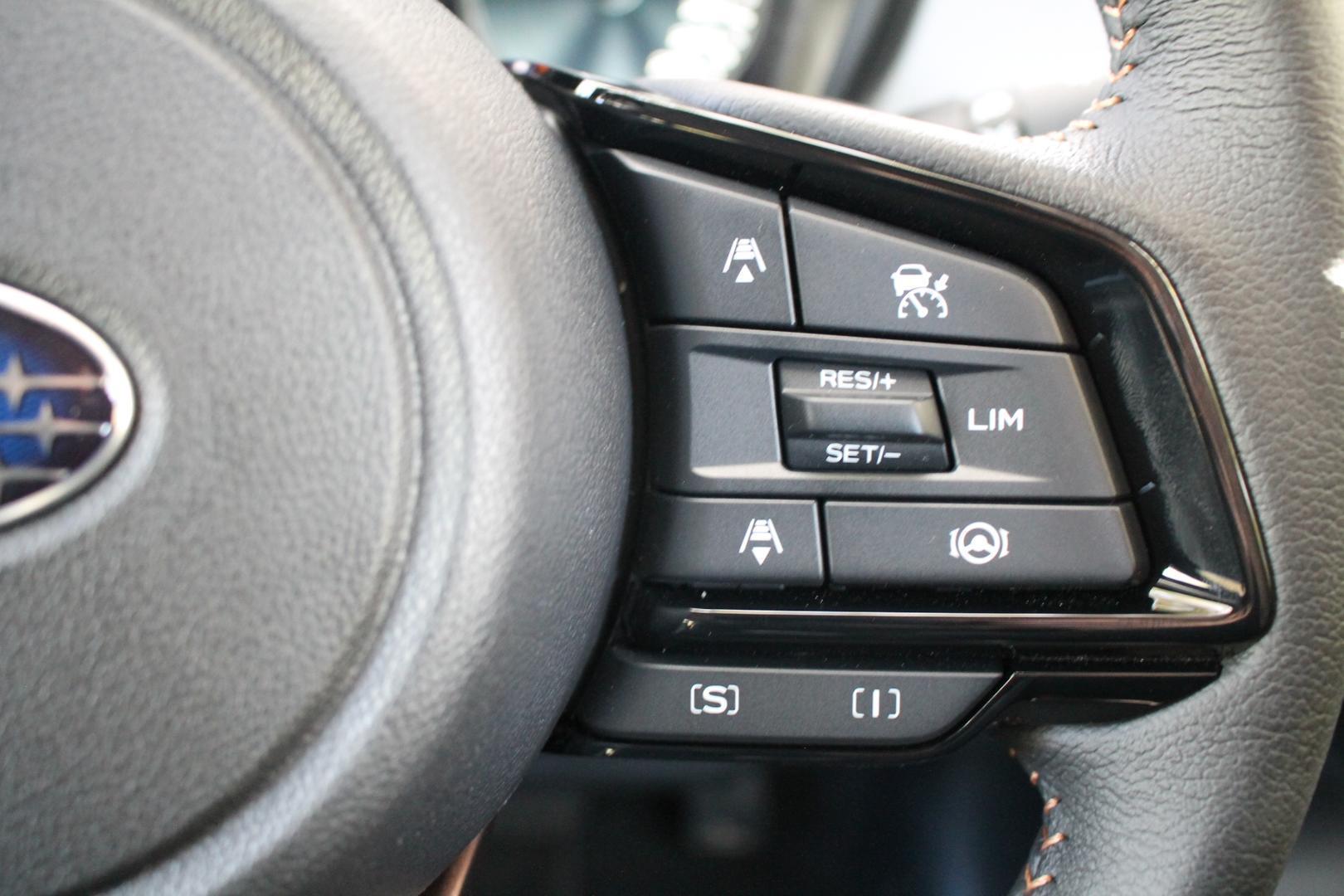 2025 Subaru Forester Hybrid Sport — photo 10