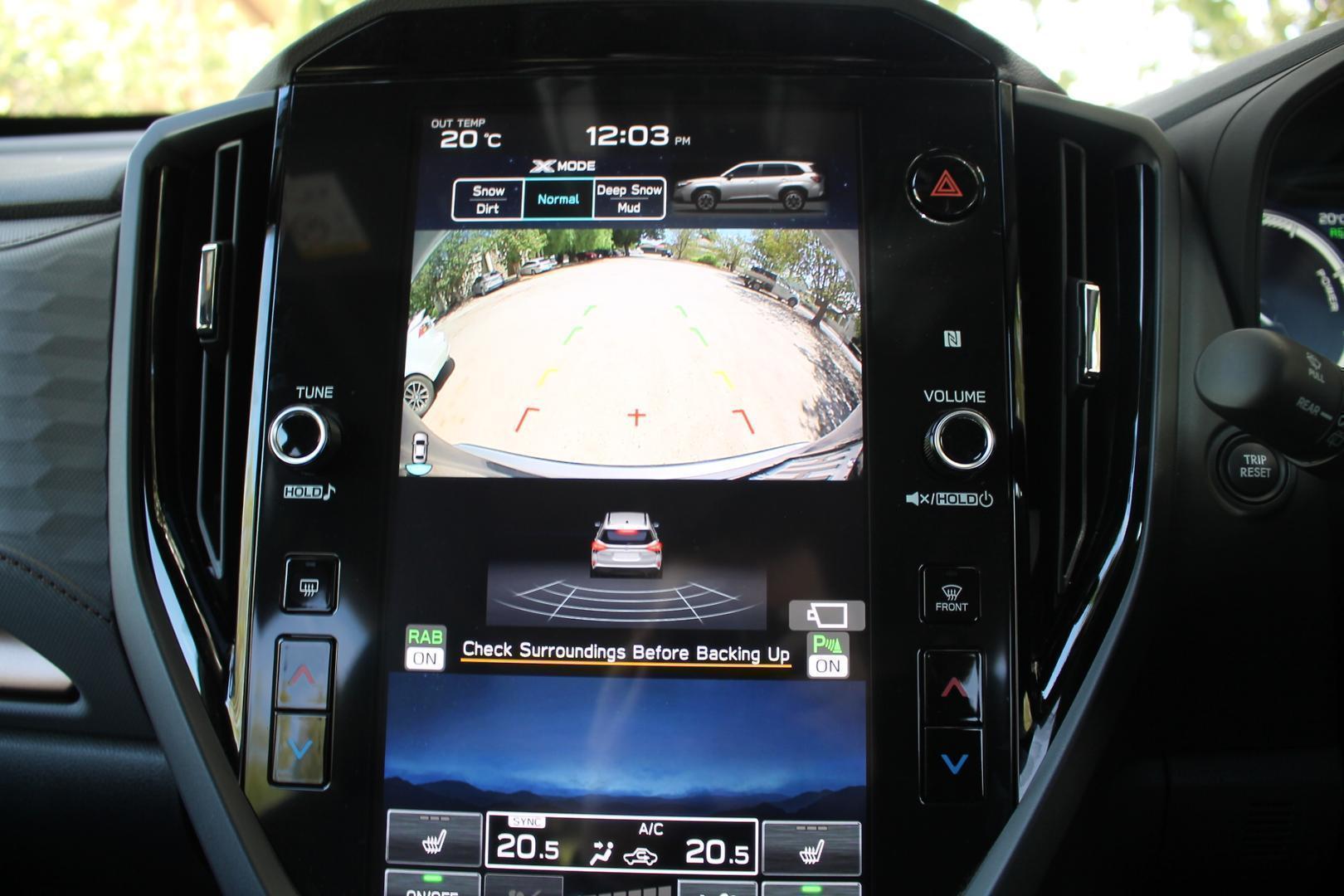 2025 Subaru Forester Hybrid Sport — photo 12