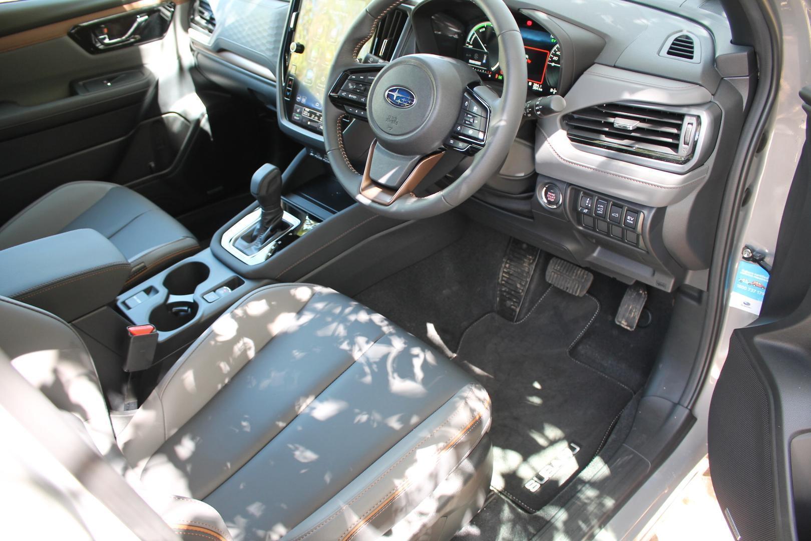 2025 Subaru Forester Hybrid Sport — photo 7