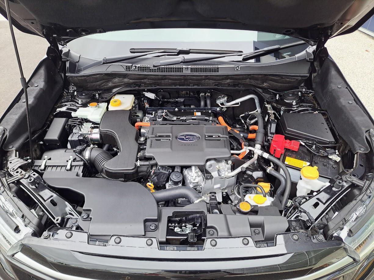 2025 Subaru Forester Hybrid Touring — photo 25