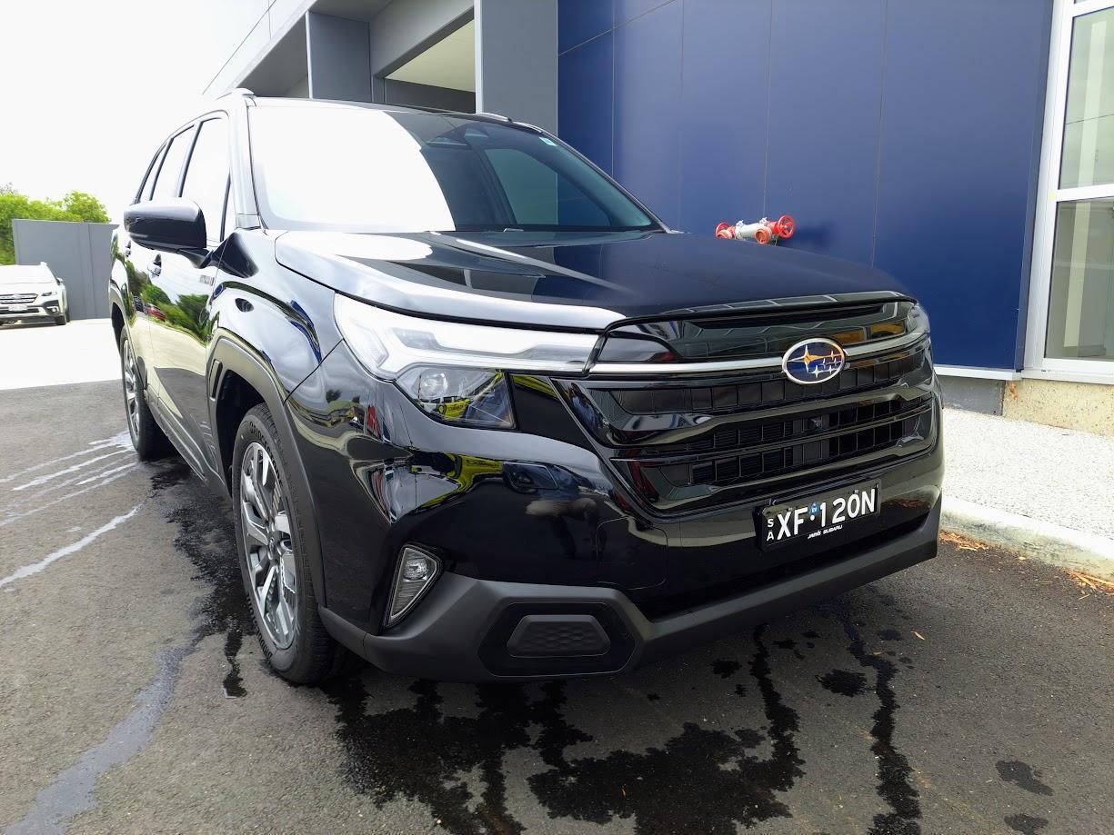 2025 Subaru Forester Hybrid Touring — photo 26