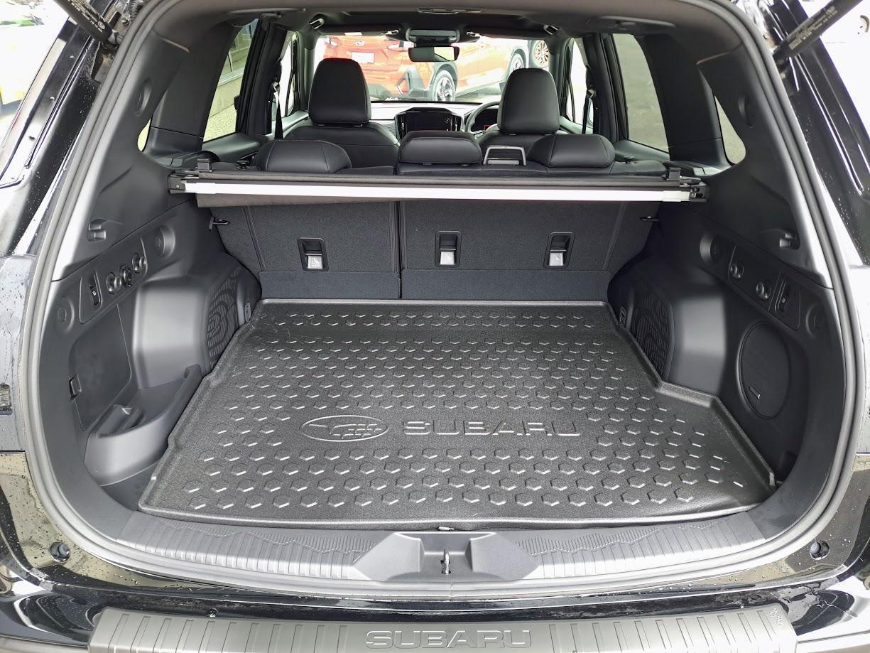 2025 Subaru Forester Hybrid Touring — photo 7