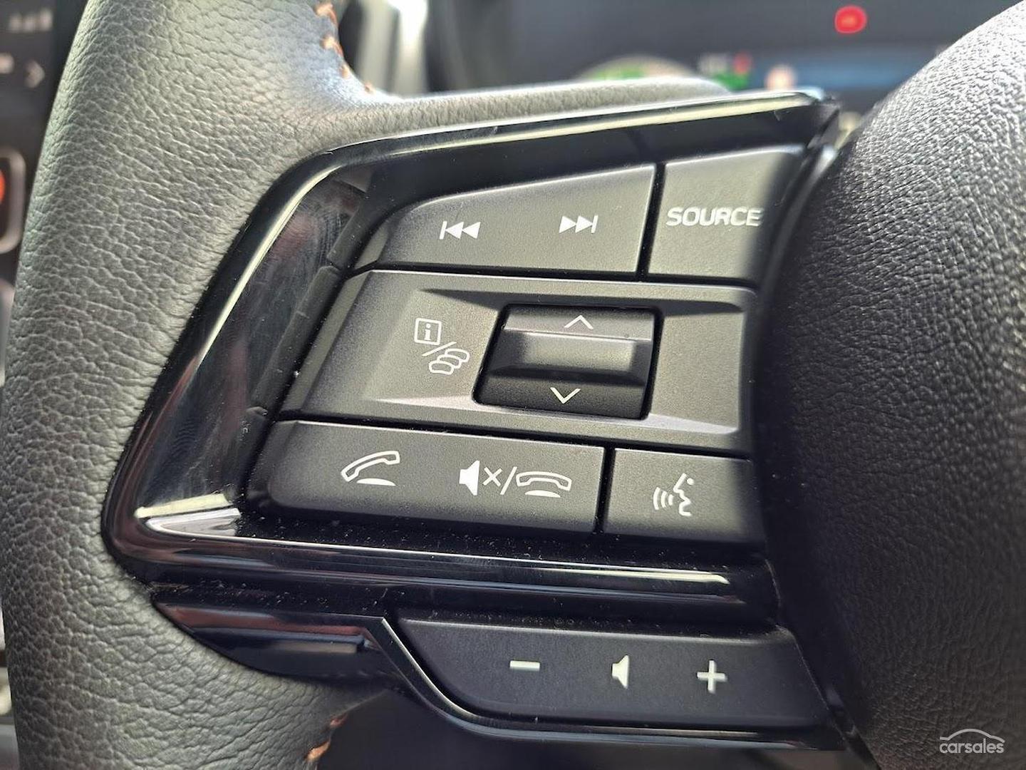 2025 Subaru Forester Hybrid Touring — photo 27