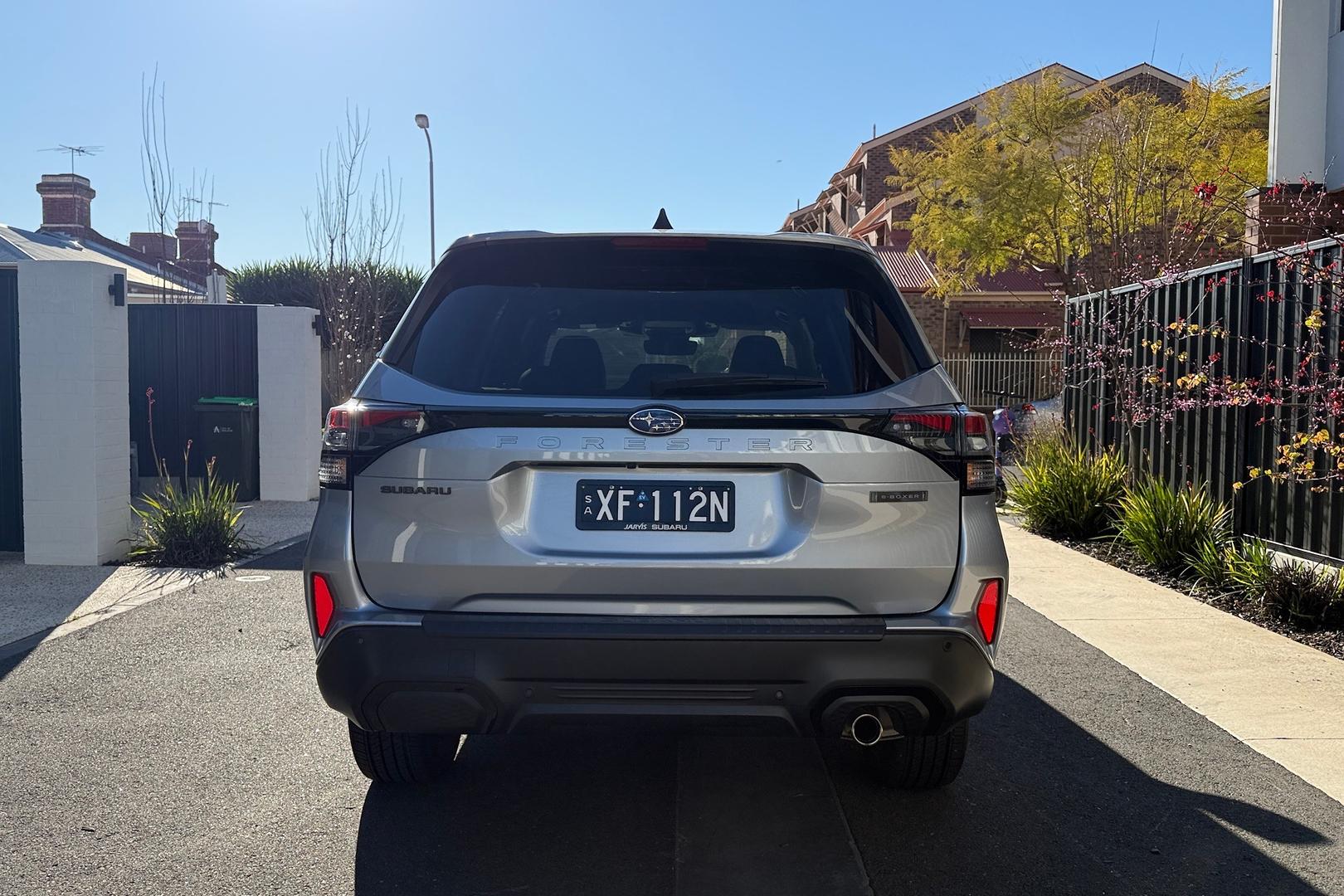 2025 Subaru Forester Hybrid Touring — photo 5
