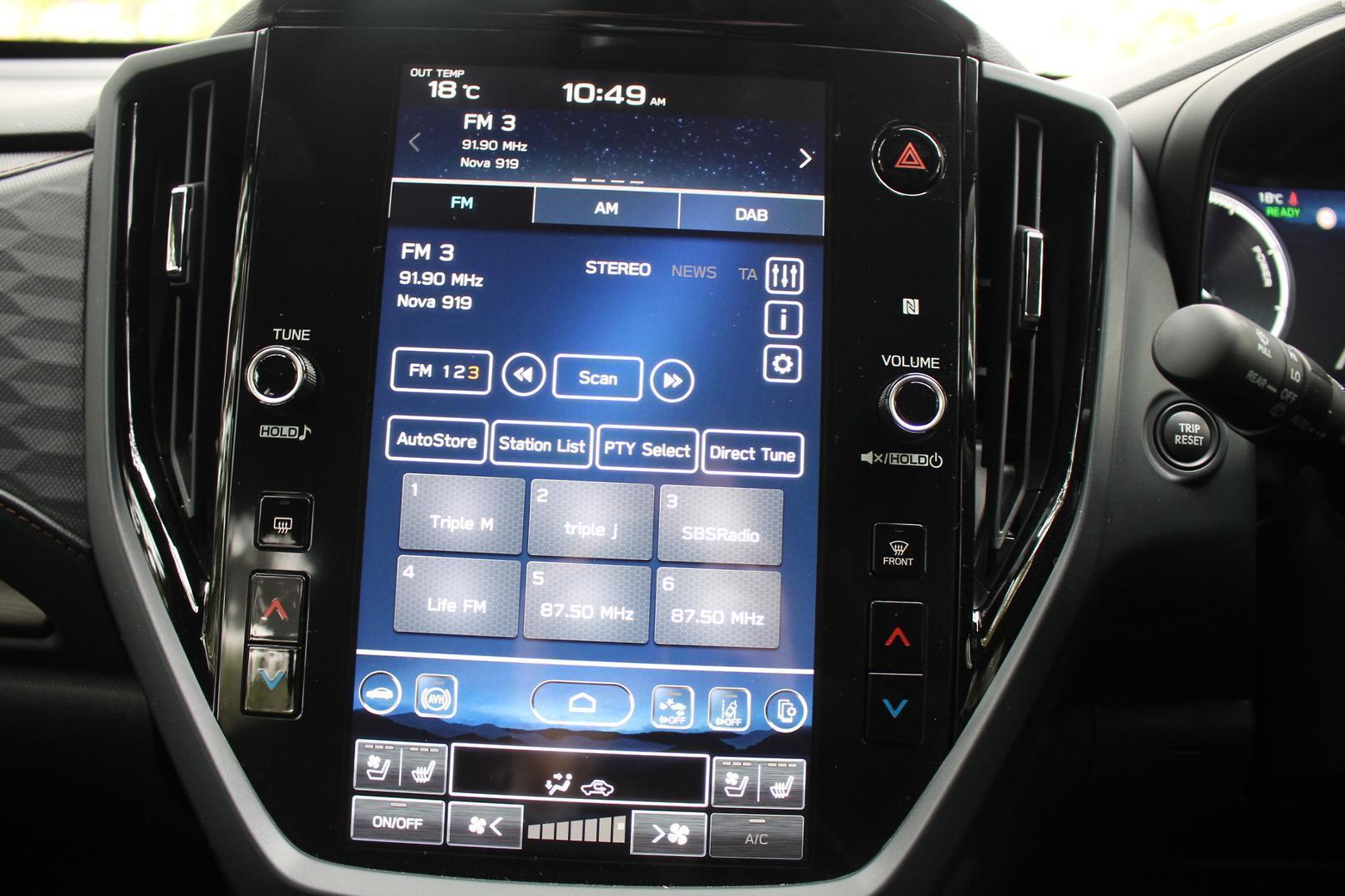 2025 Subaru Forester Hybrid Touring — photo 12