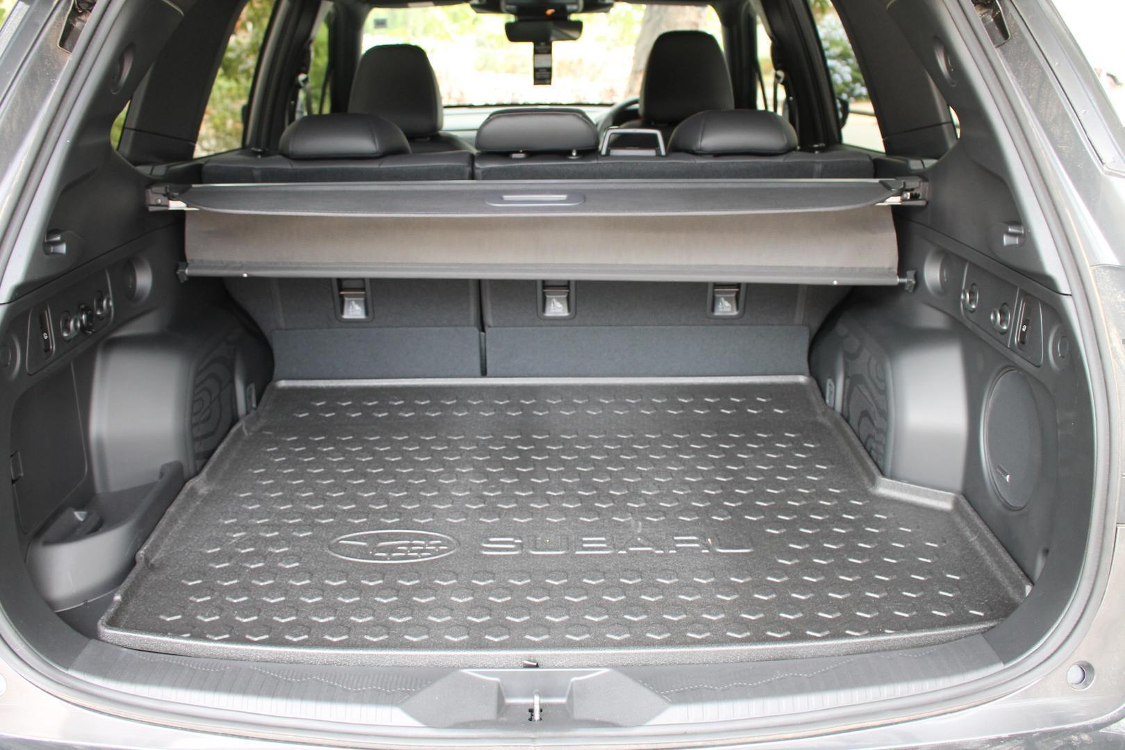 2025 Subaru Forester Hybrid Touring — photo 19