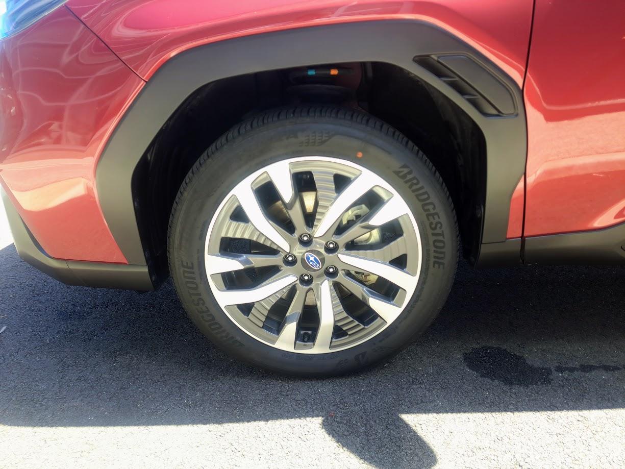2025 Subaru Forester Hybrid Touring — photo 15