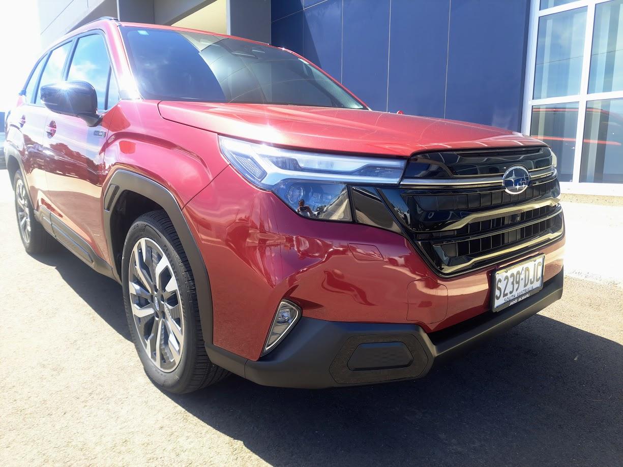 2025 Subaru Forester Hybrid Touring — photo 34