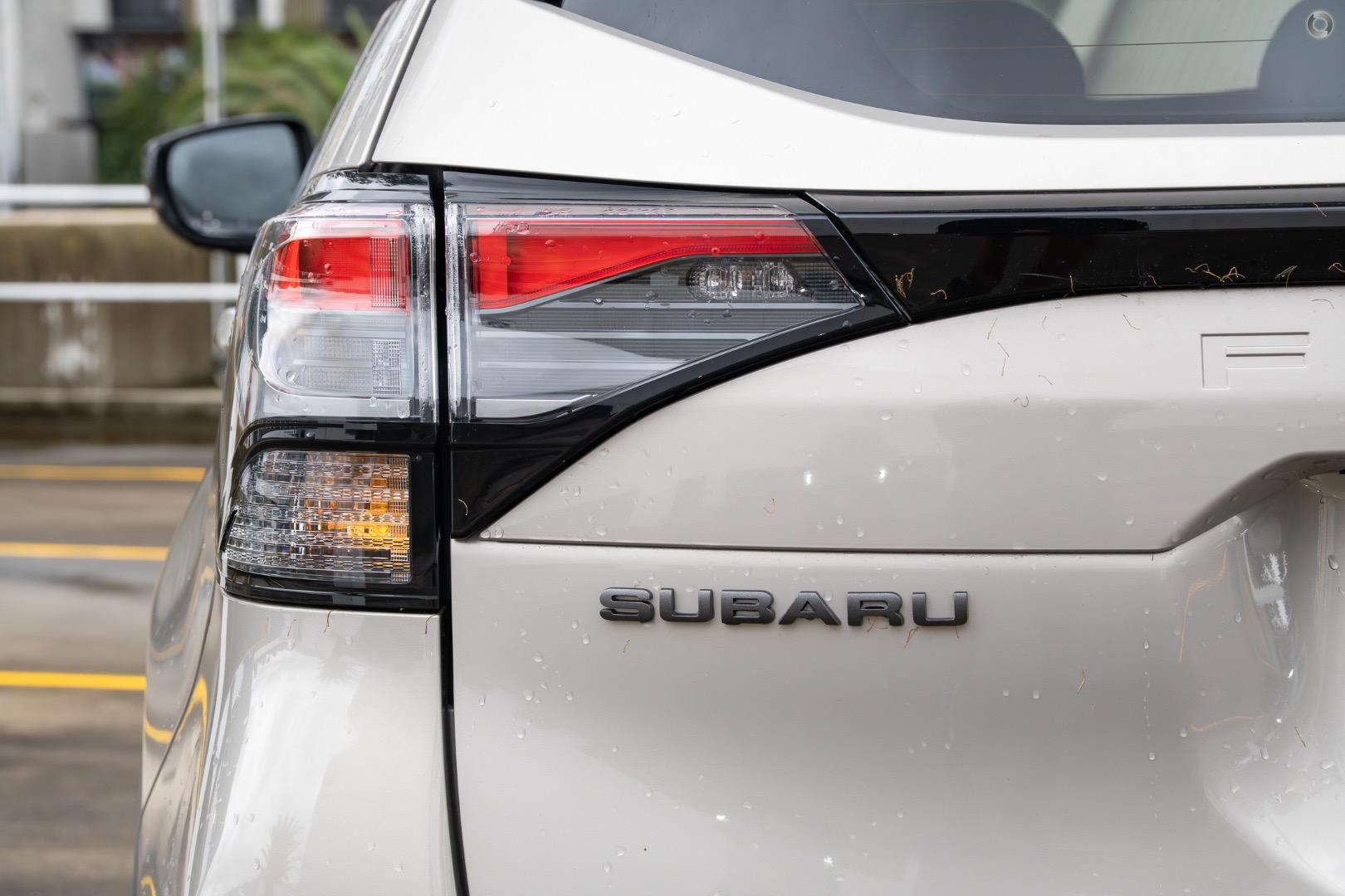 2025 Subaru Forester Hybrid Sport — photo 14