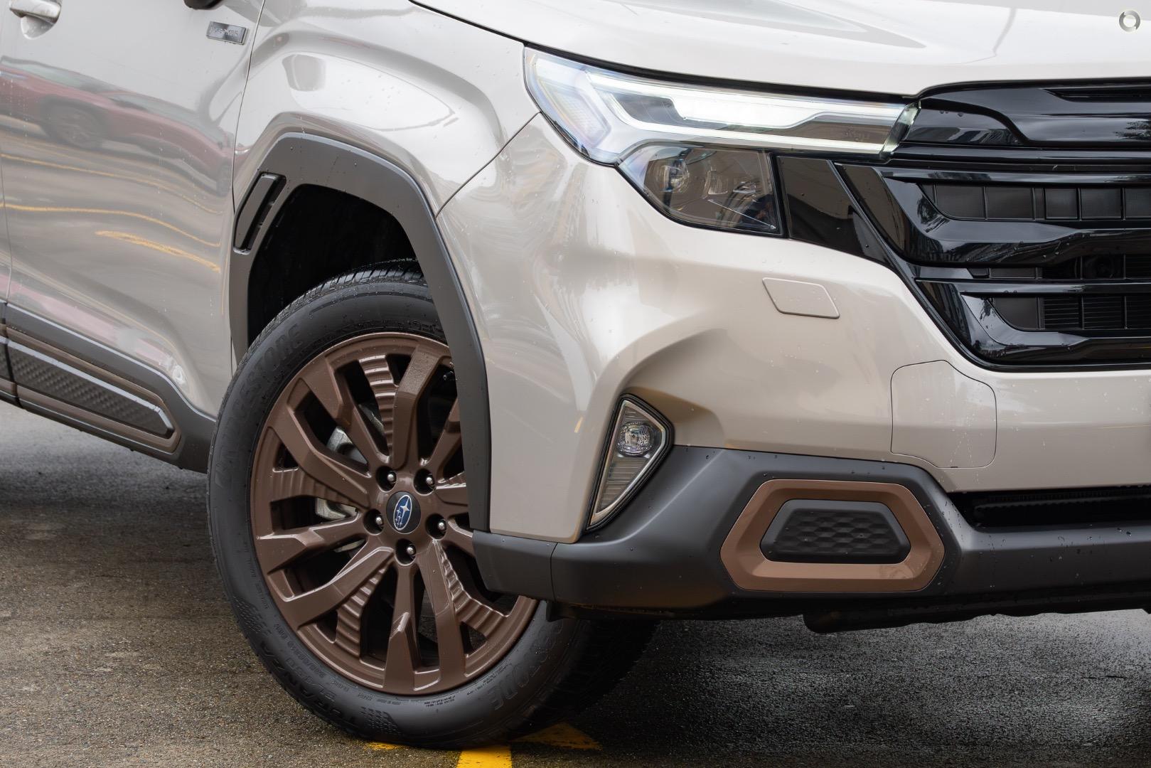 2025 Subaru Forester Hybrid Sport — photo 15