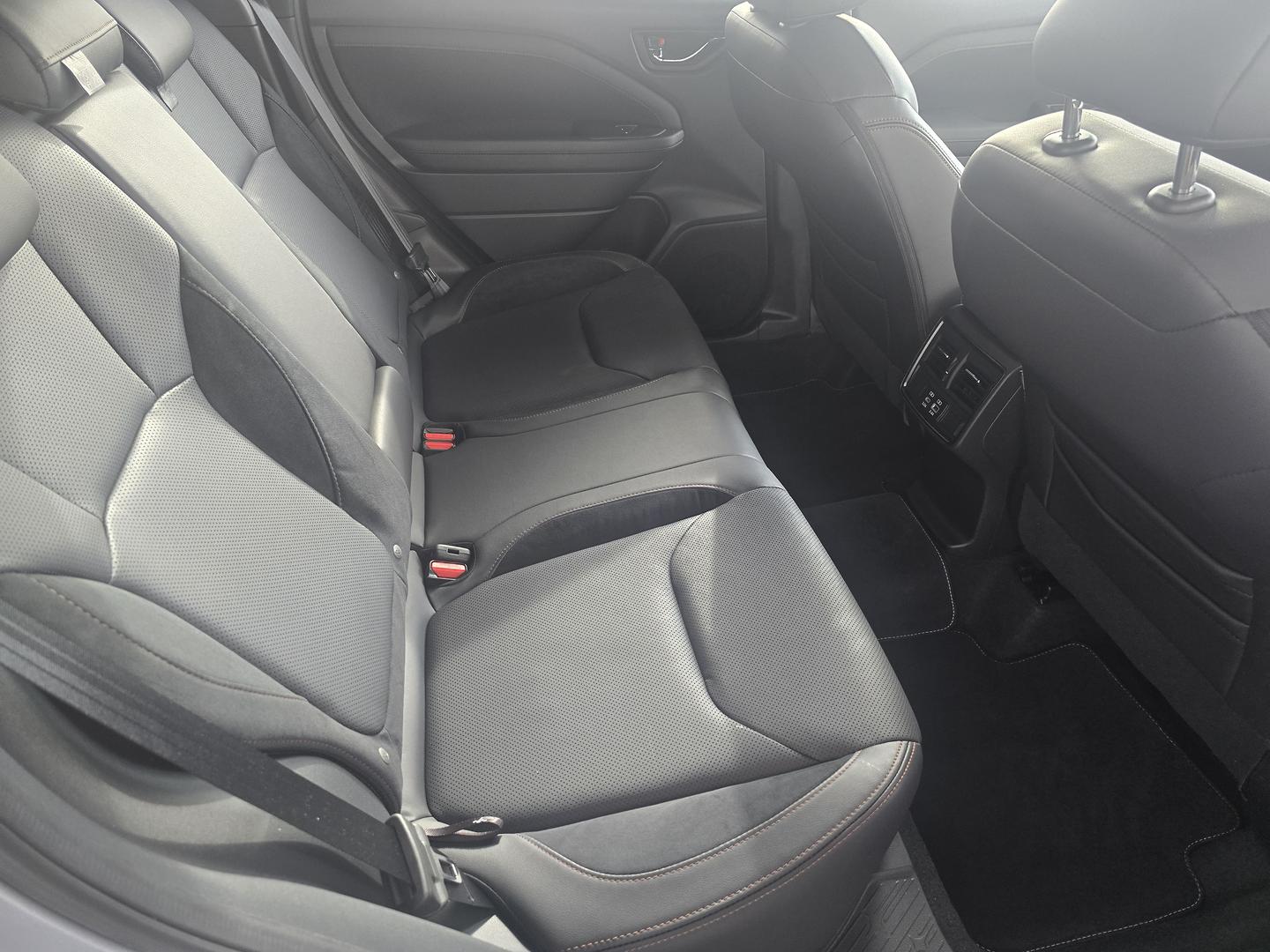 2025 Subaru Forester Hybrid Touring — photo 20