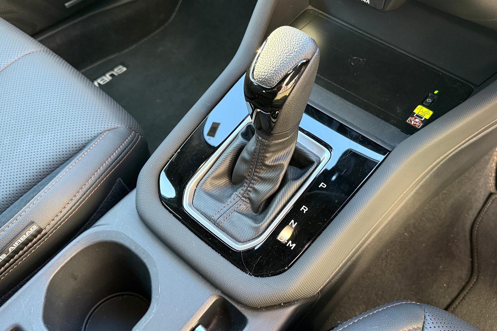 2025 Subaru Forester Hybrid Touring — photo 13