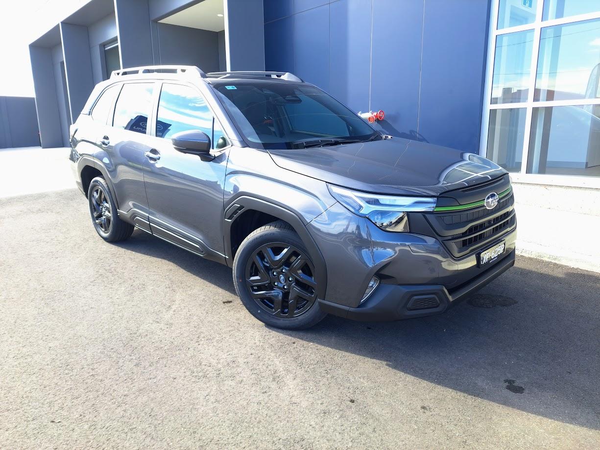 2025 Subaru Forester Sport — photo 1