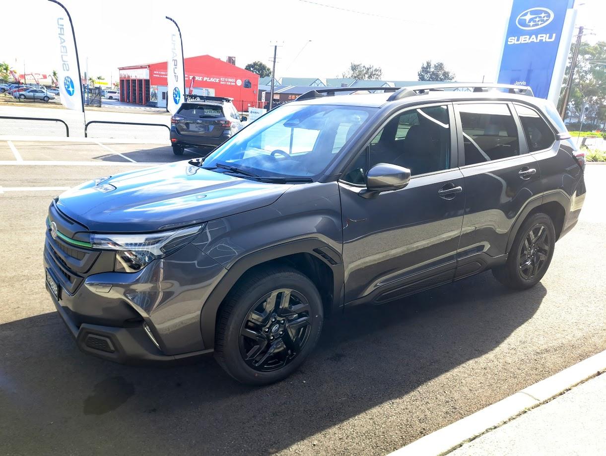 2025 Subaru Forester Sport — photo 3