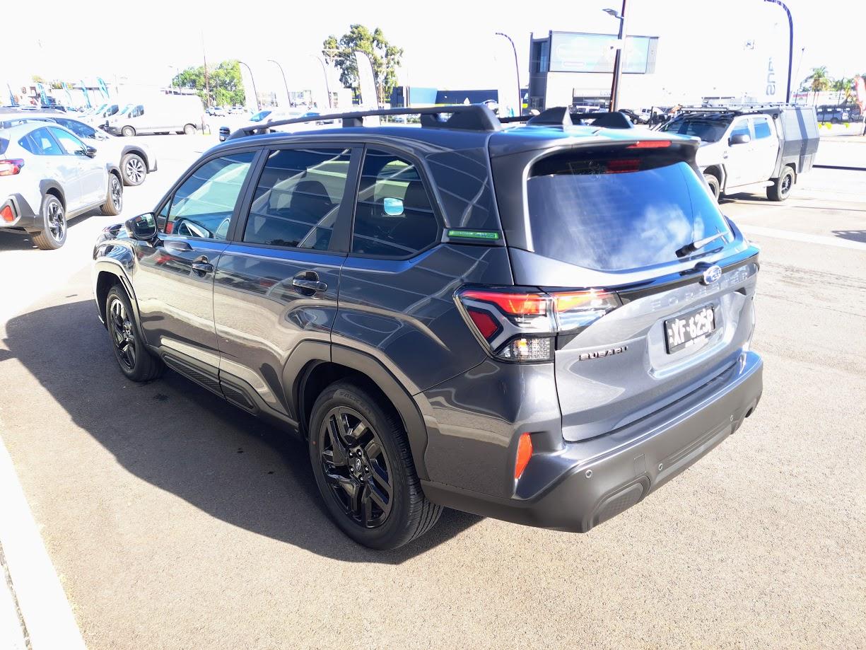 2025 Subaru Forester Sport — photo 6