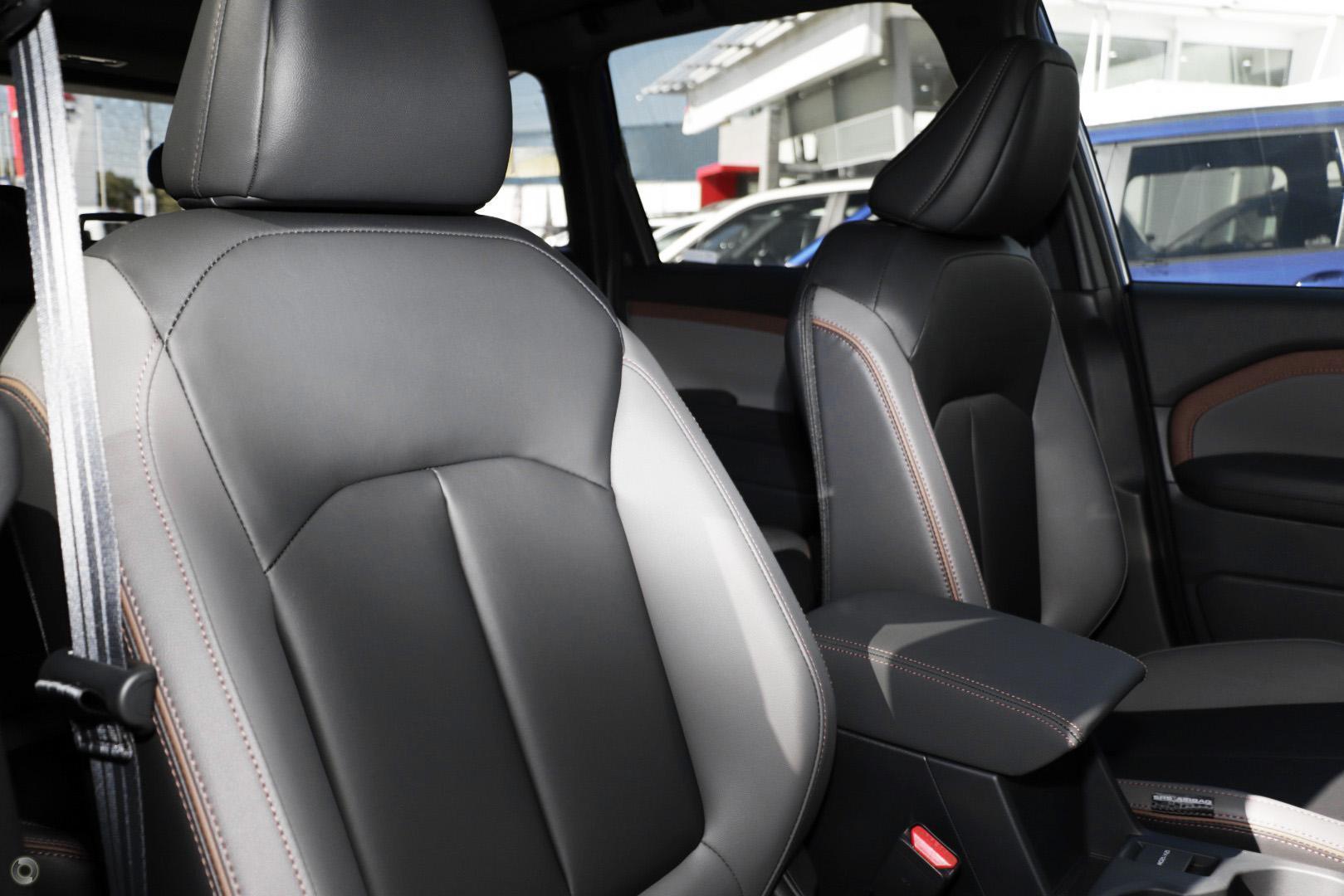 2025 Subaru Forester Hybrid Sport — photo 15