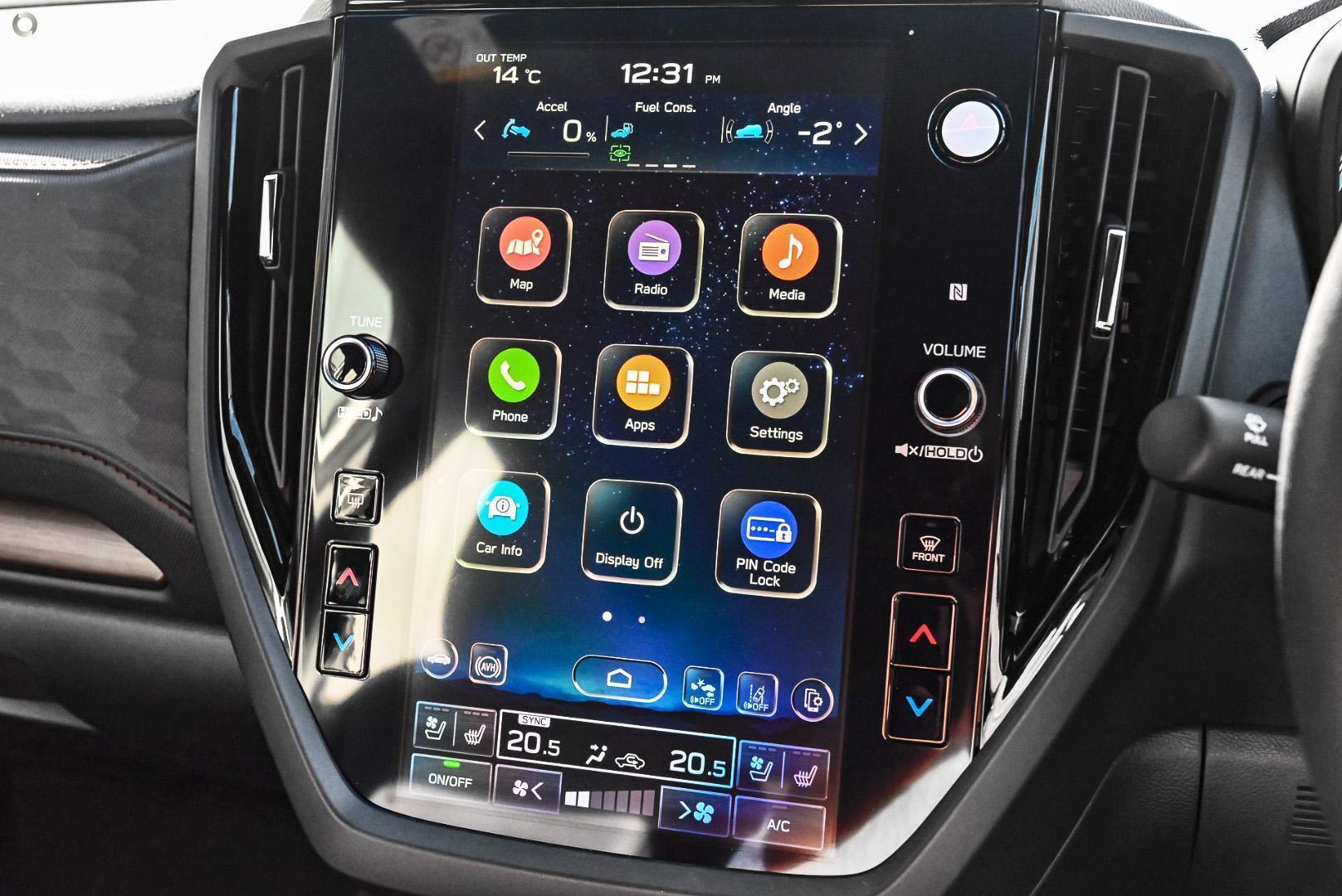 2025 Subaru Forester Hybrid Touring — photo 12
