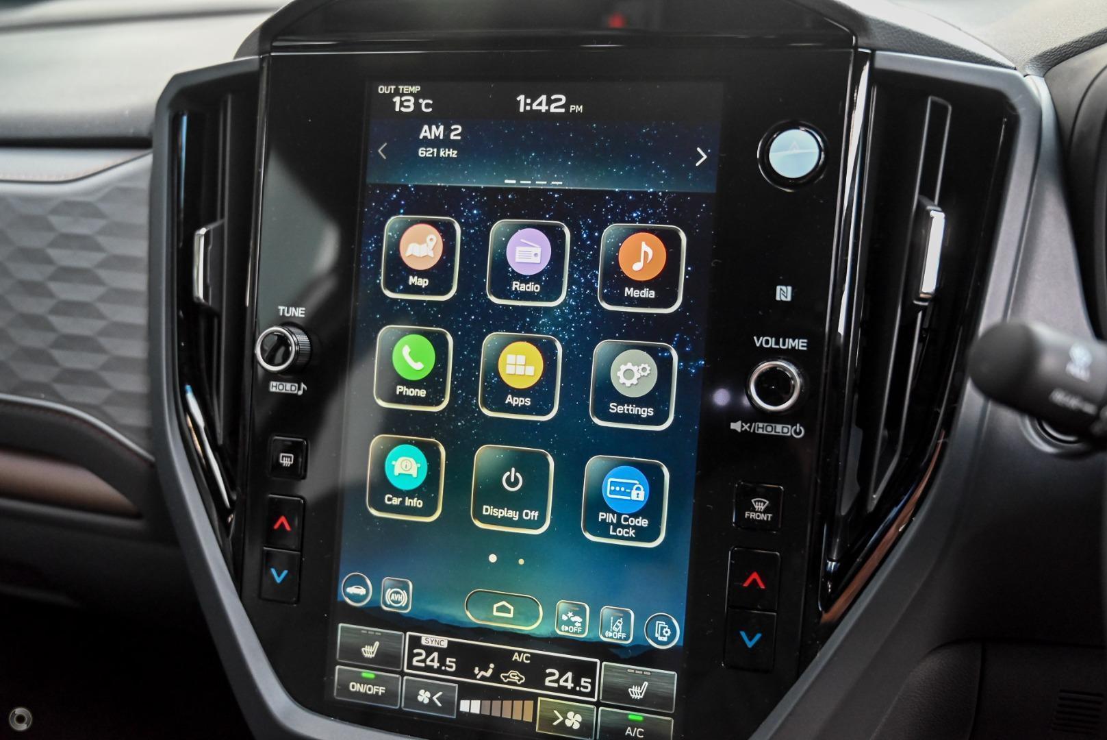 2025 Subaru Forester Hybrid Sport — photo 13