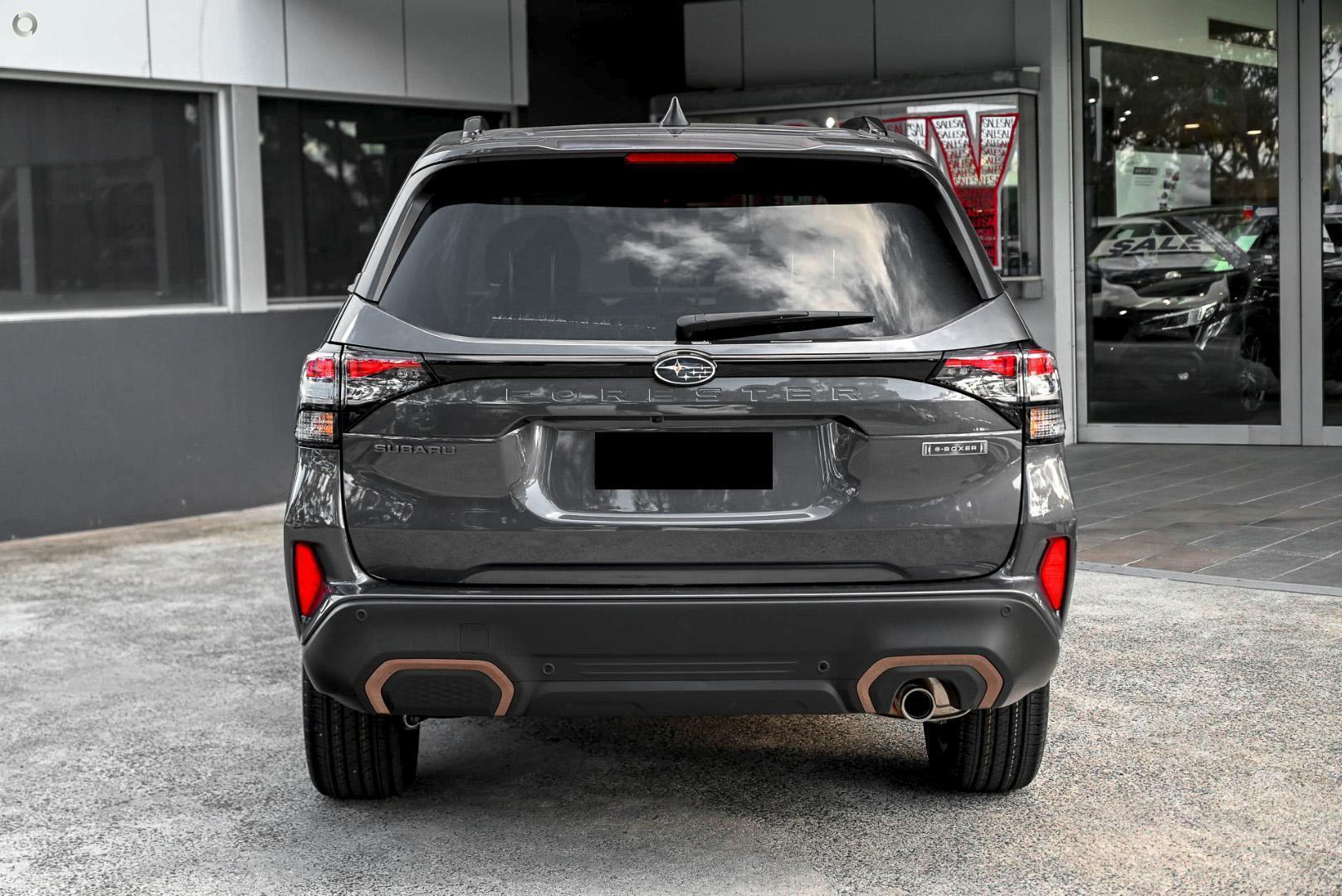 2025 Subaru Forester Hybrid Sport — photo 3