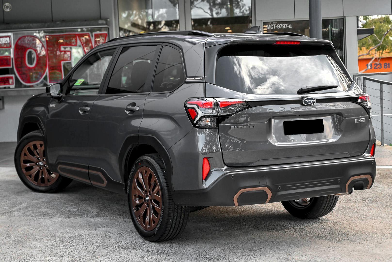 2025 Subaru Forester Hybrid Sport — photo 4