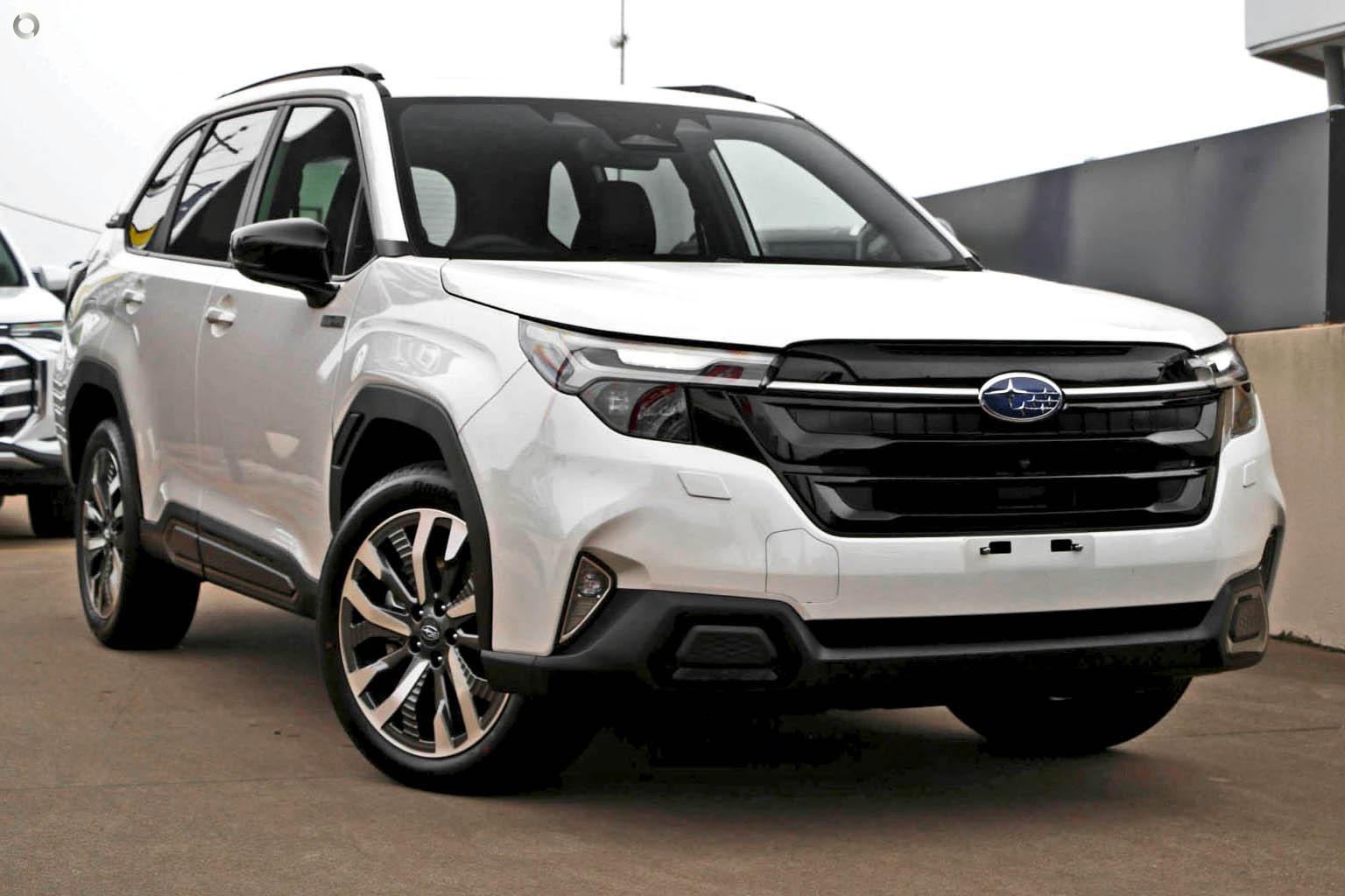 2025 Subaru Forester Hybrid Touring — photo 1