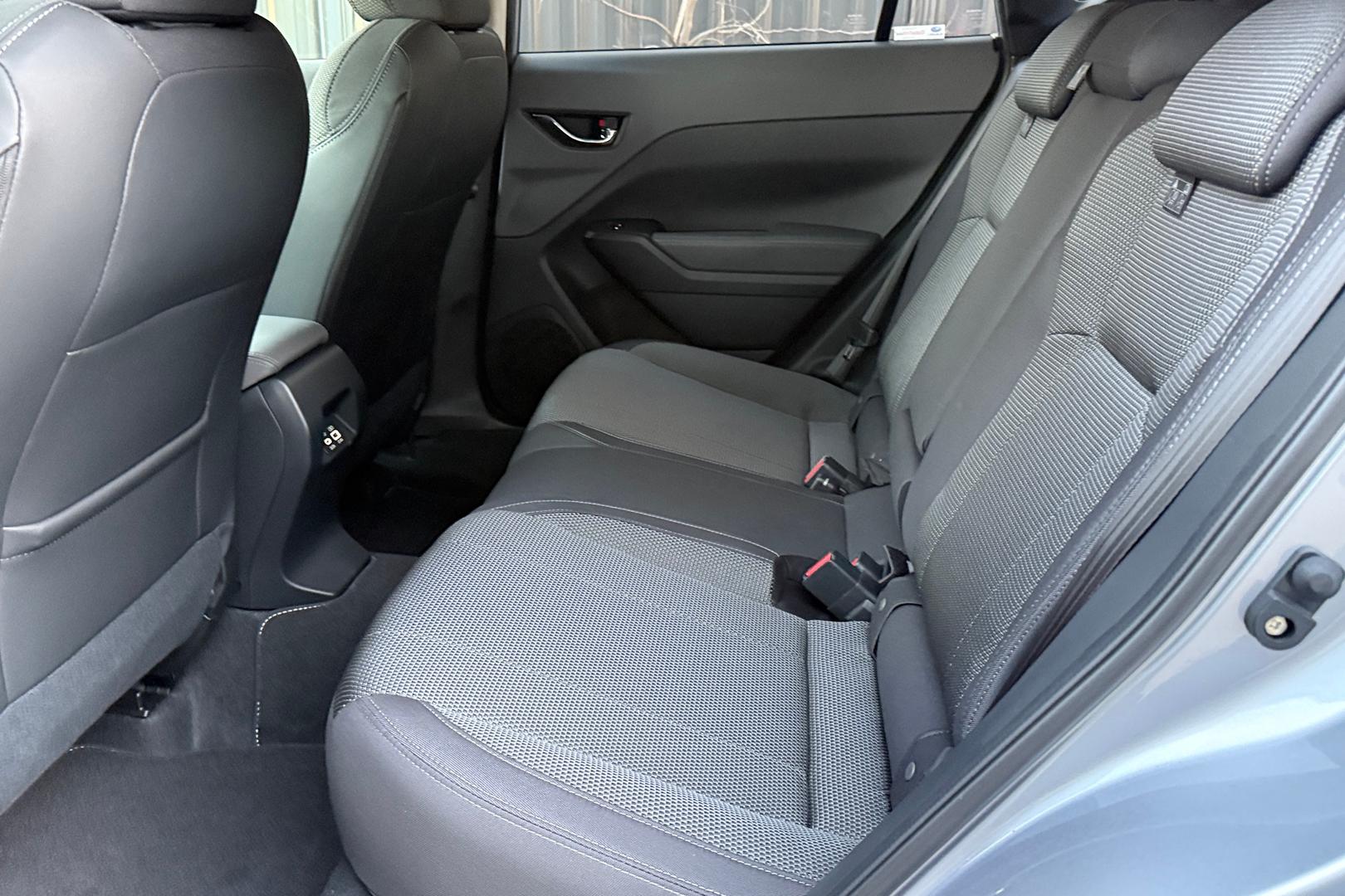 2025 Subaru Crosstrek 20R — photo 12