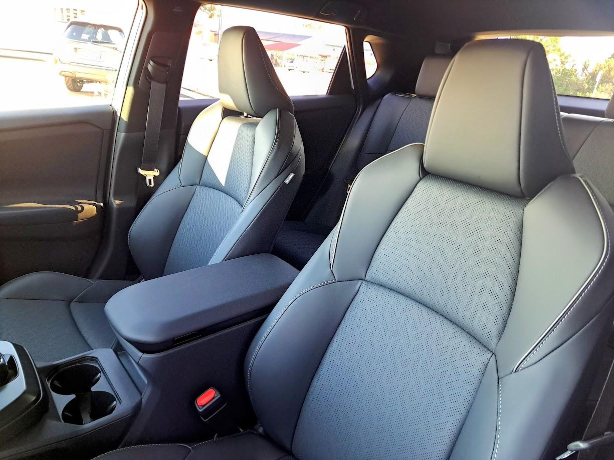 2025 Subaru Solterra AWD — photo 15