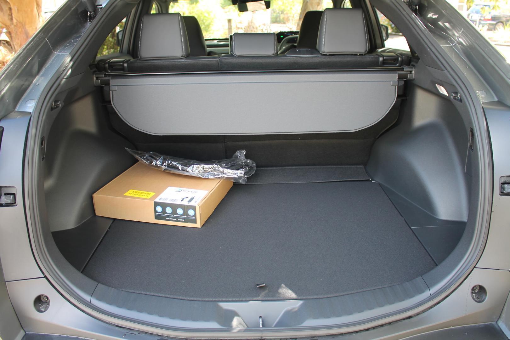 2025 Subaru Solterra AWD — photo 16