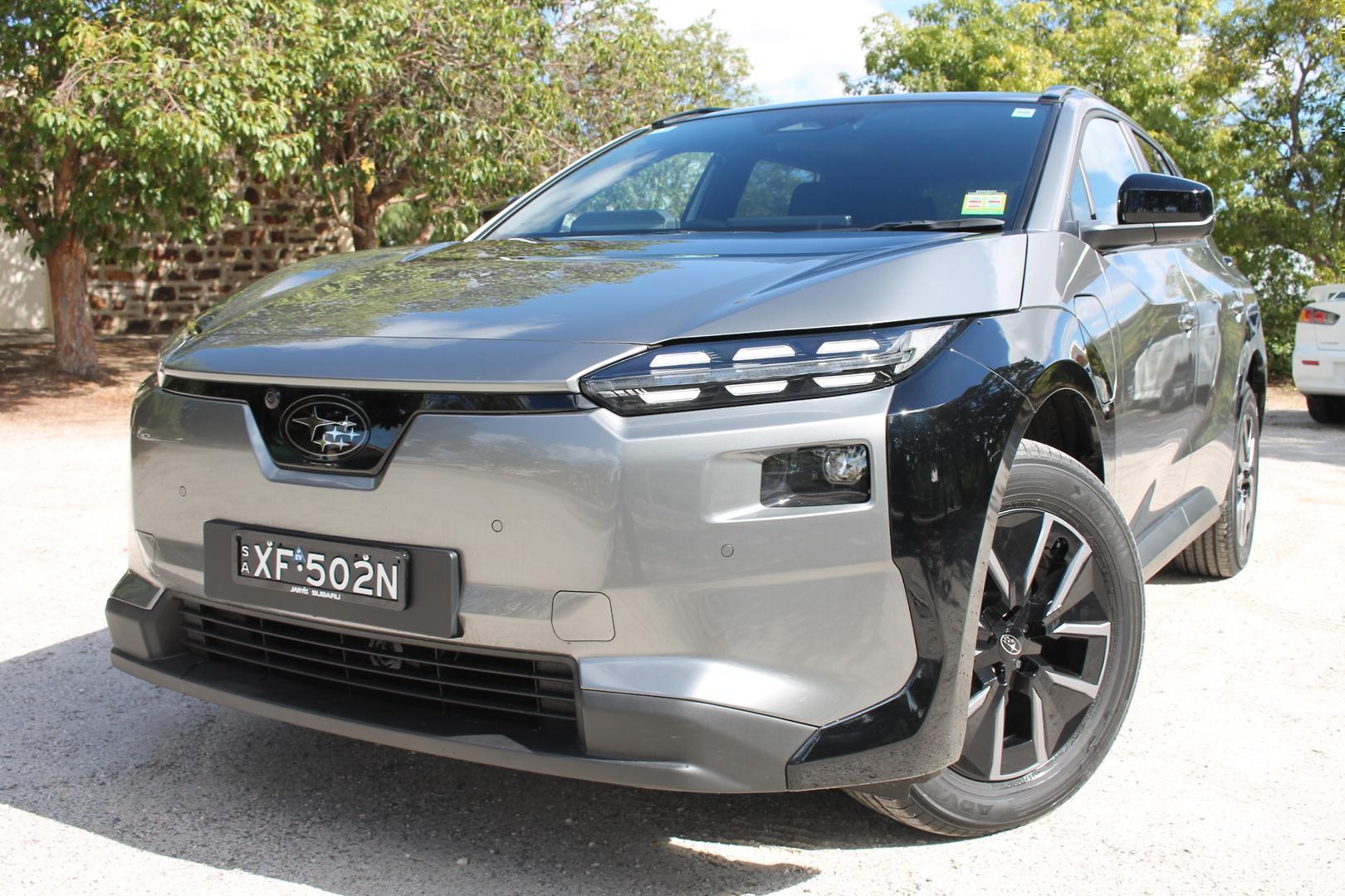 2025 Subaru Solterra AWD — photo 3