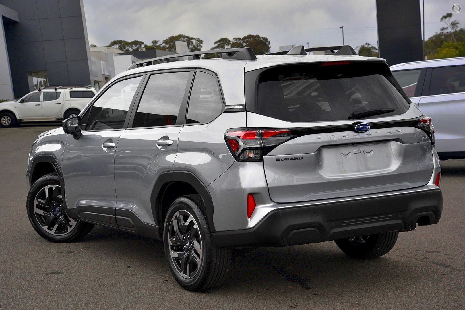 2026 Subaru Forester Premium — photo 4