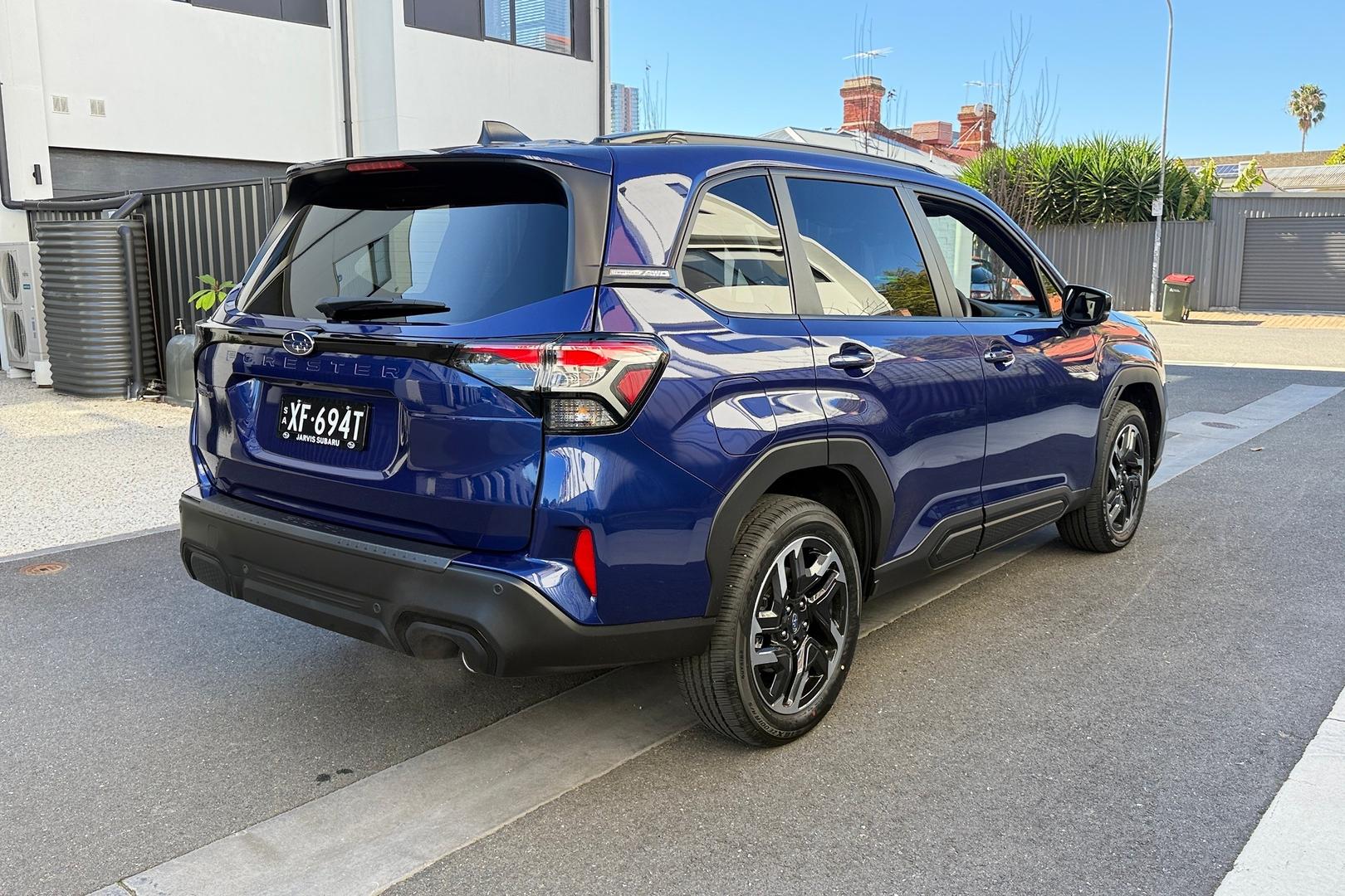2026 Subaru Forester Touring — photo 2