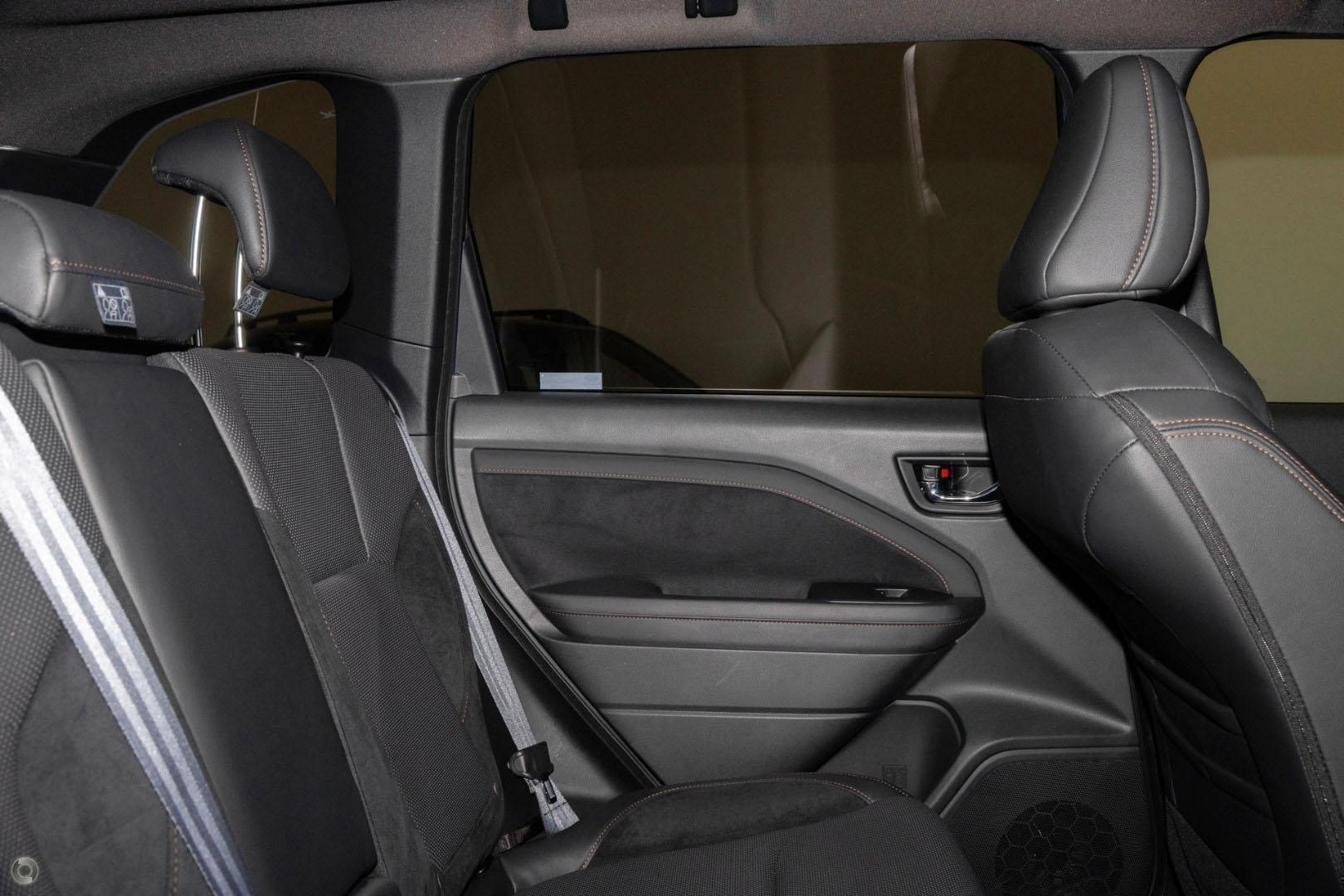 2026 Subaru Forester Touring — photo 8