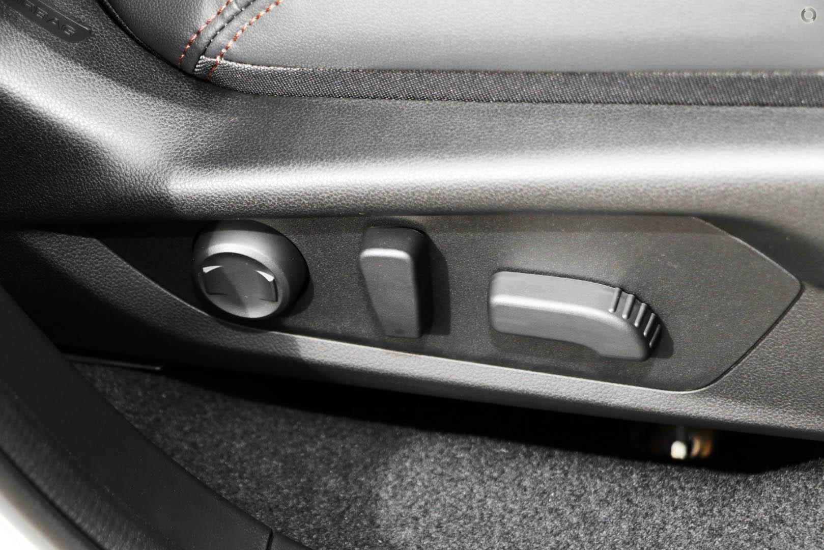 2026 Subaru Forester Touring — photo 12