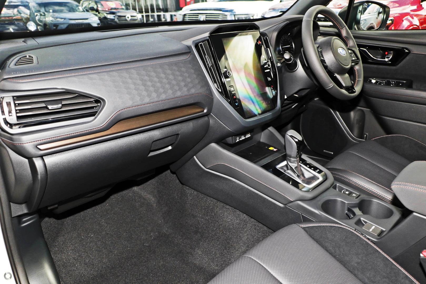 2026 Subaru Forester Touring — photo 7