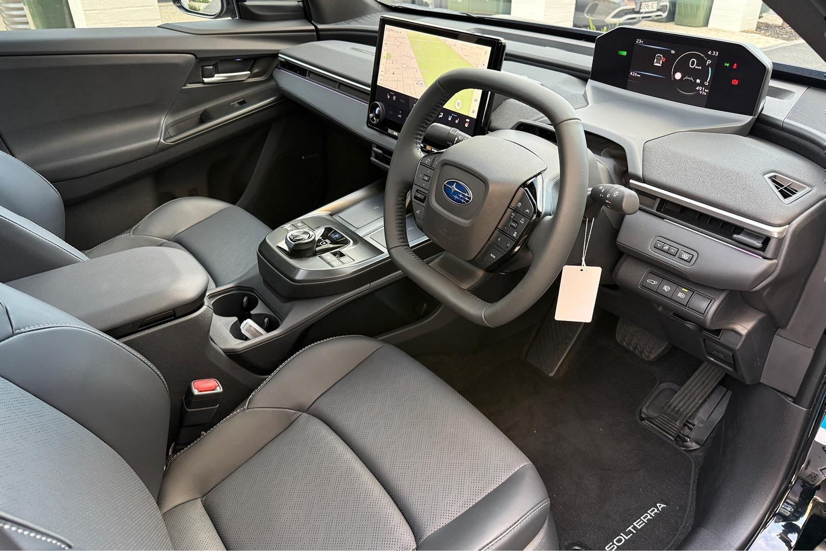 2026 Subaru Solterra AWD Touring — photo 10