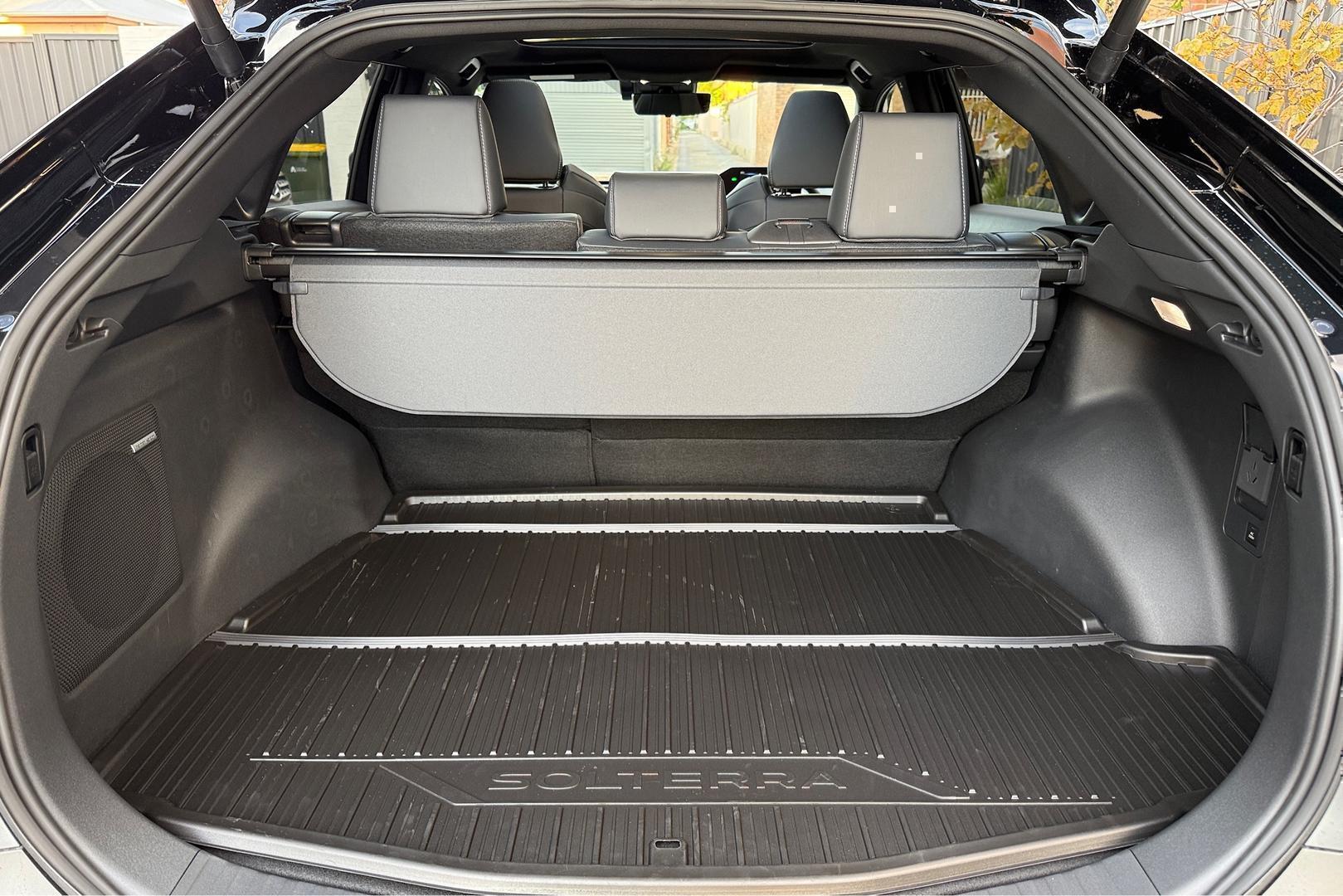2026 Subaru Solterra AWD Touring — photo 13