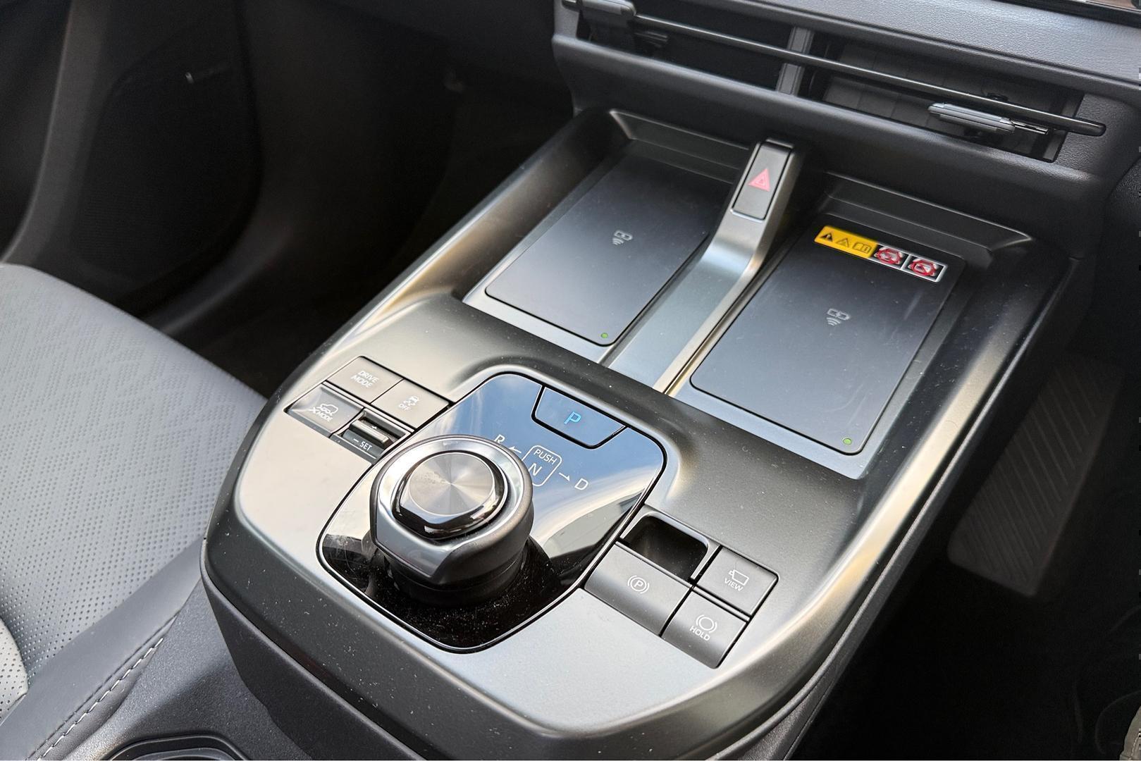 2026 Subaru Solterra AWD Touring — photo 18