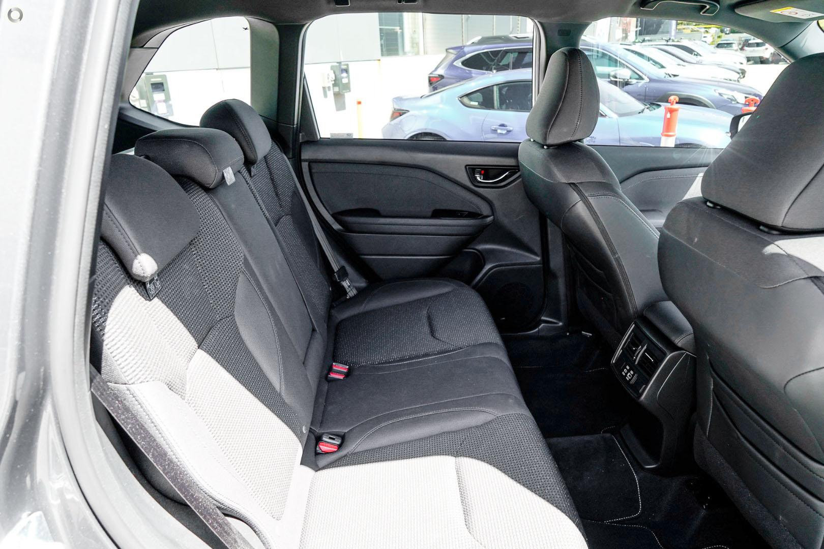 2026 Subaru Forester Premium — photo 7
