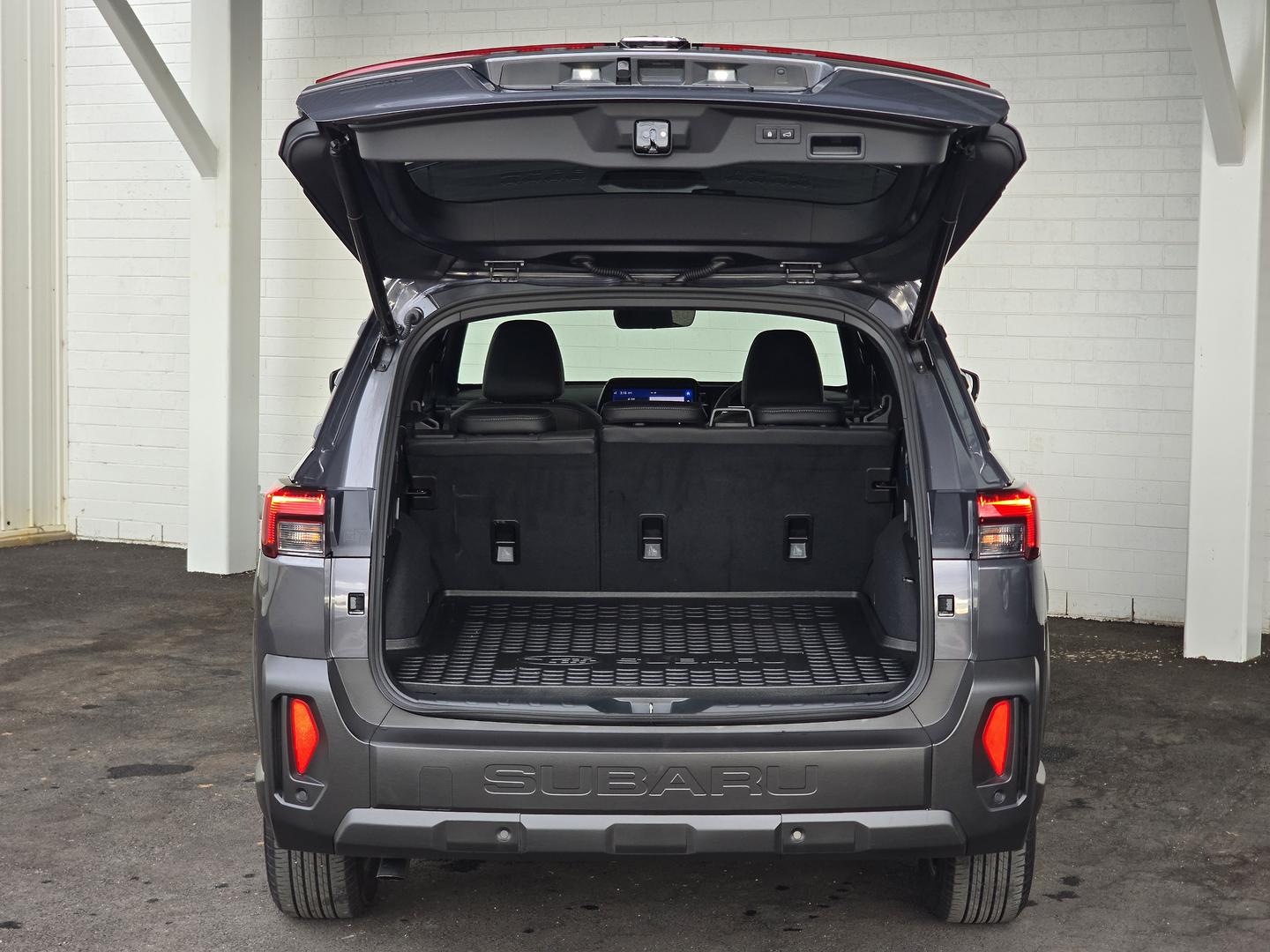 2026 Subaru Outback AWD Touring — photo 10