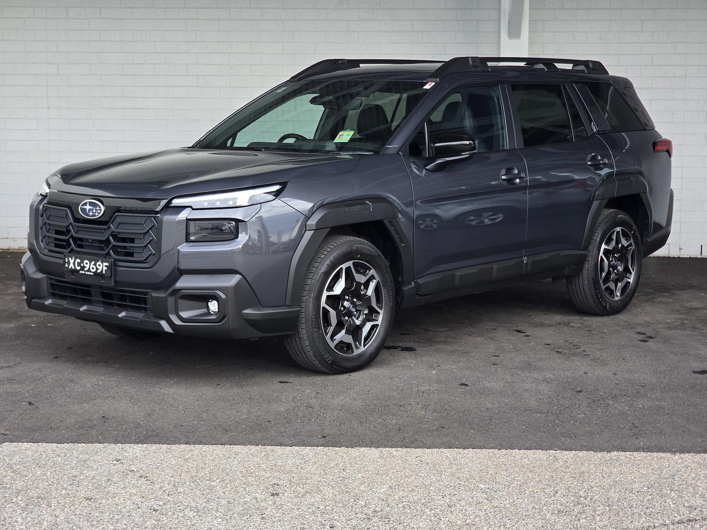 2026 Subaru Outback AWD Touring — photo 2