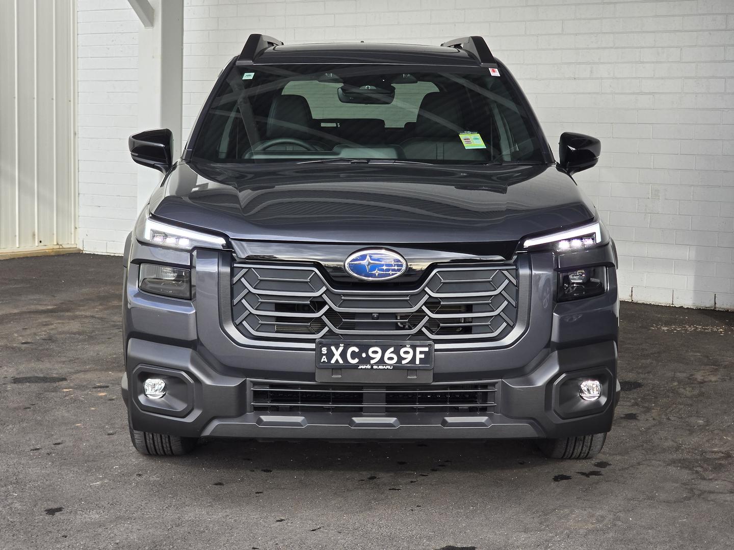 2026 Subaru Outback AWD Touring — photo 8