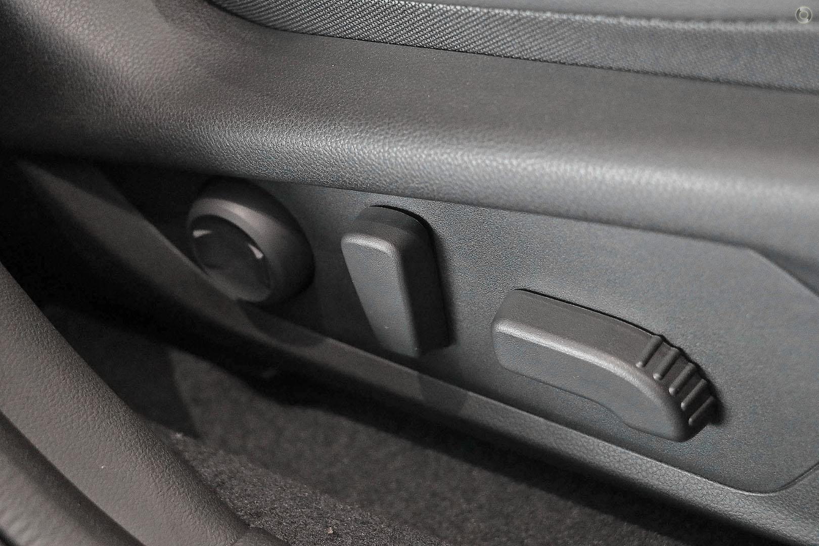 2026 Subaru Crosstrek 20S — photo 15