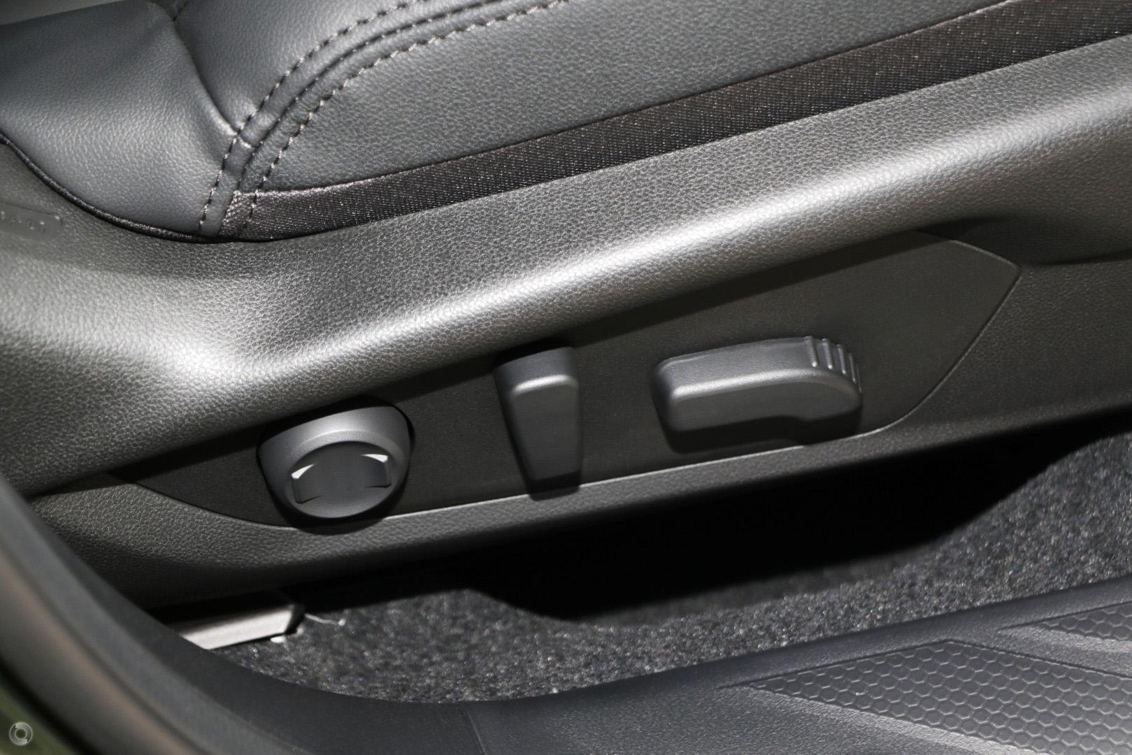 2026 Subaru Outback AWD — photo 11