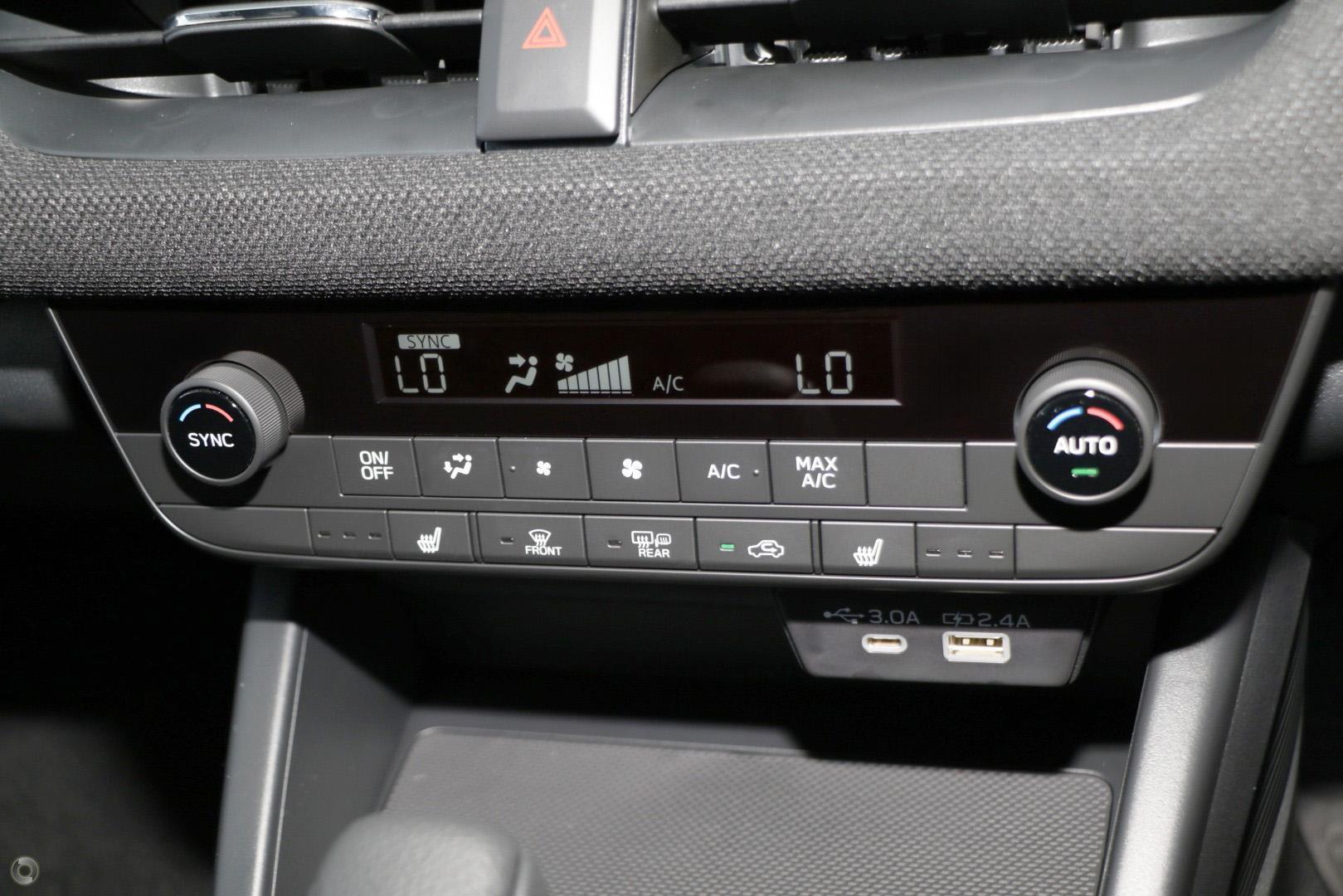 2026 Subaru Outback AWD — photo 12