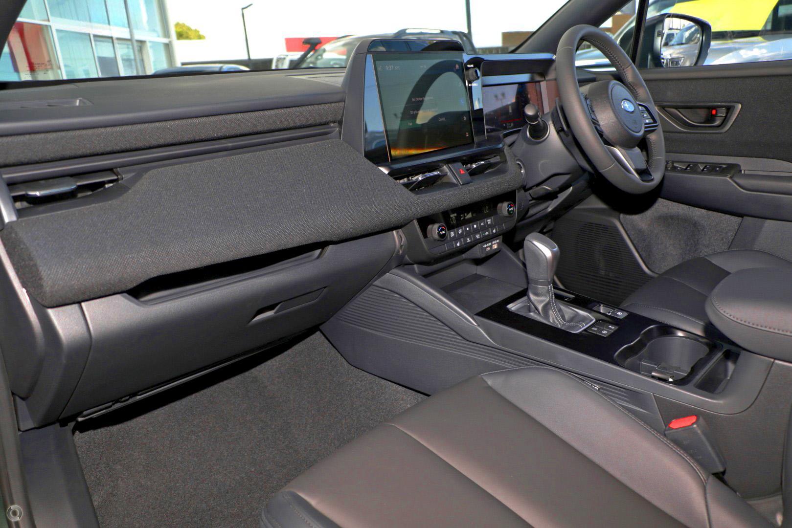 2026 Subaru Outback AWD — photo 7