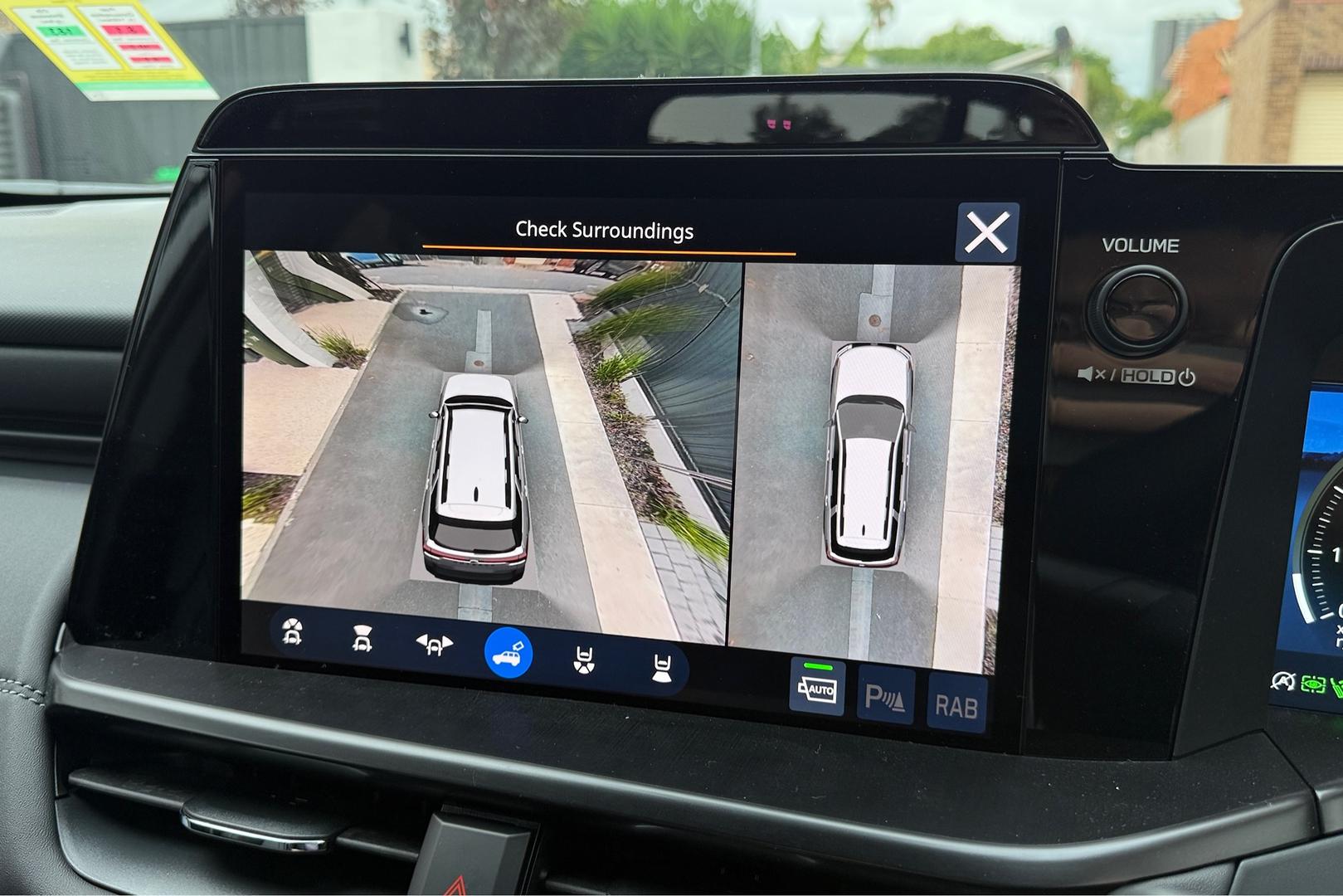 2026 Subaru Outback AWD Touring — photo 15