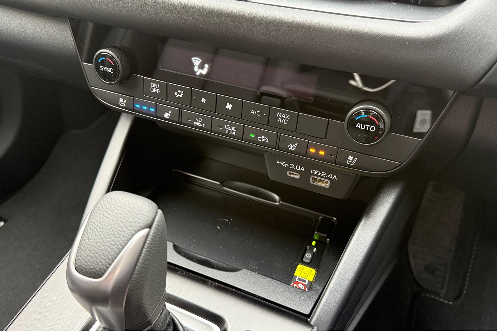 2026 Subaru Outback AWD Touring — photo 18