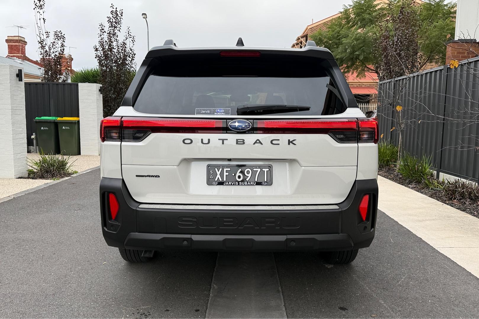 2026 Subaru Outback AWD Touring — photo 4