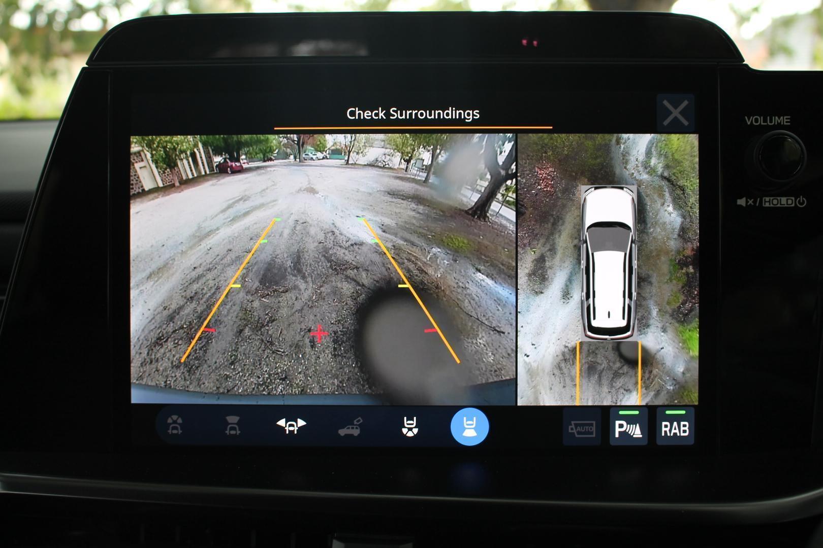 2026 Subaru Outback AWD Touring — photo 11